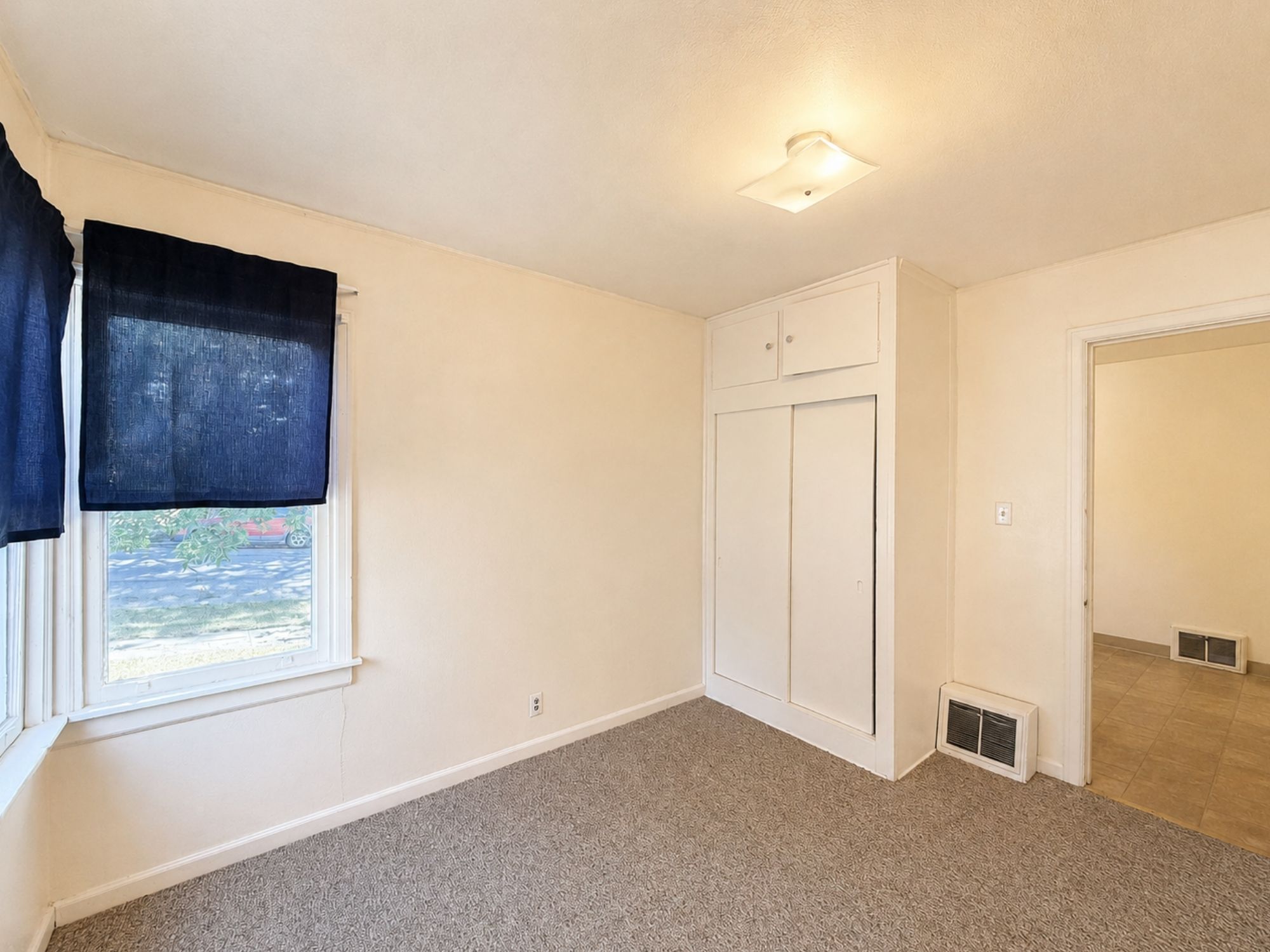 1027 3rd Avenue S Property Photo 14