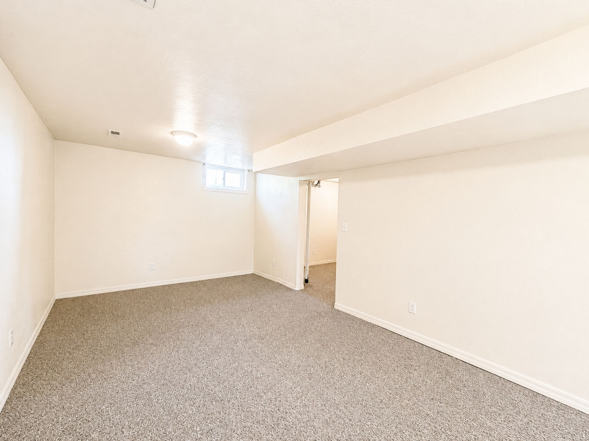 1027 3rd Avenue S Property Photo 17