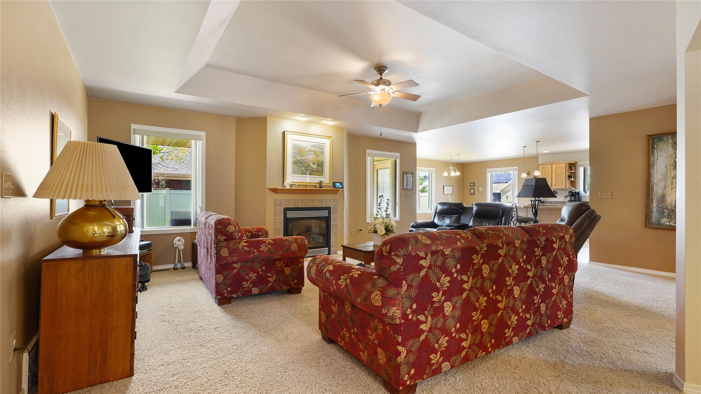 3494 Curlew Street Property Photo 5
