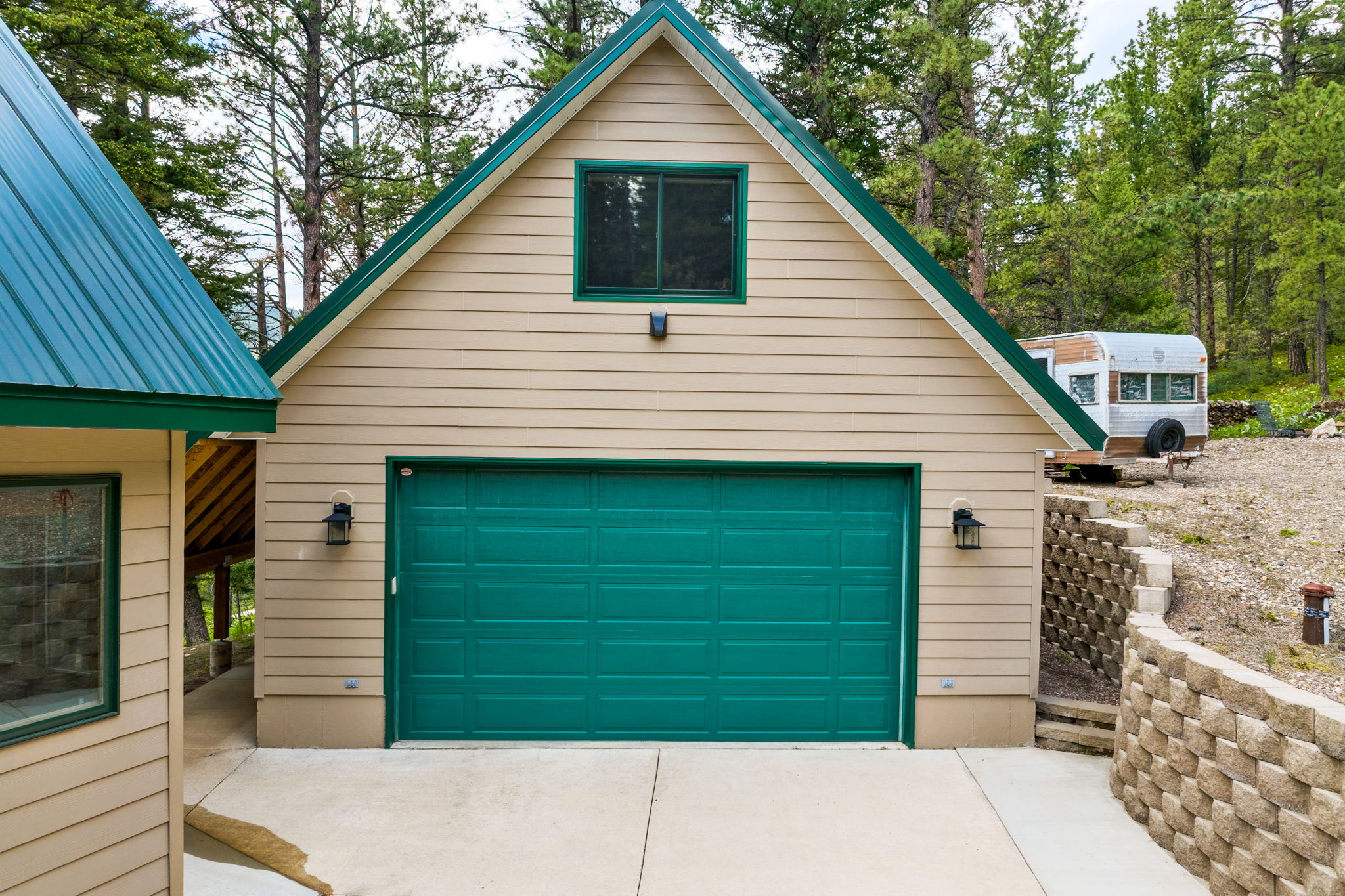 29 Pine Tree Lane Property Photo 9