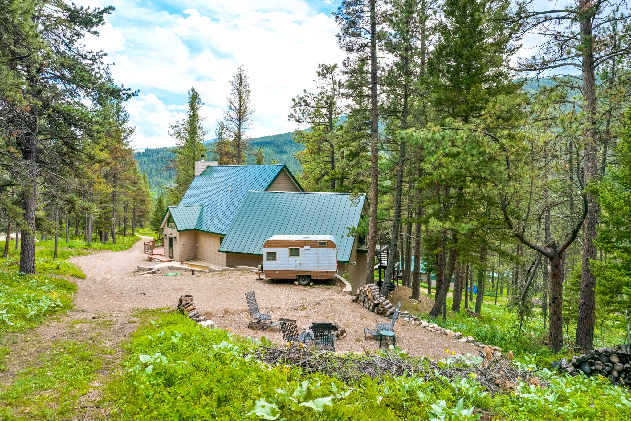 29 Pine Tree Lane Property Photo 11