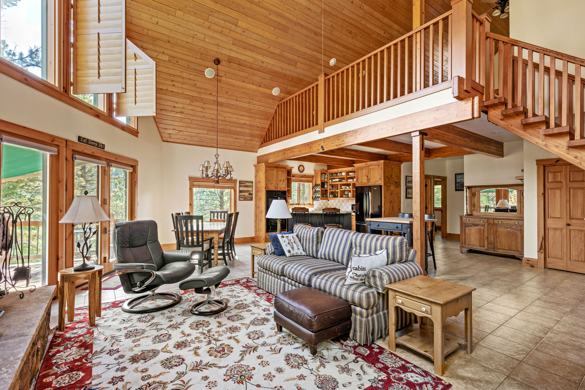 29 Pine Tree Lane Property Photo 35