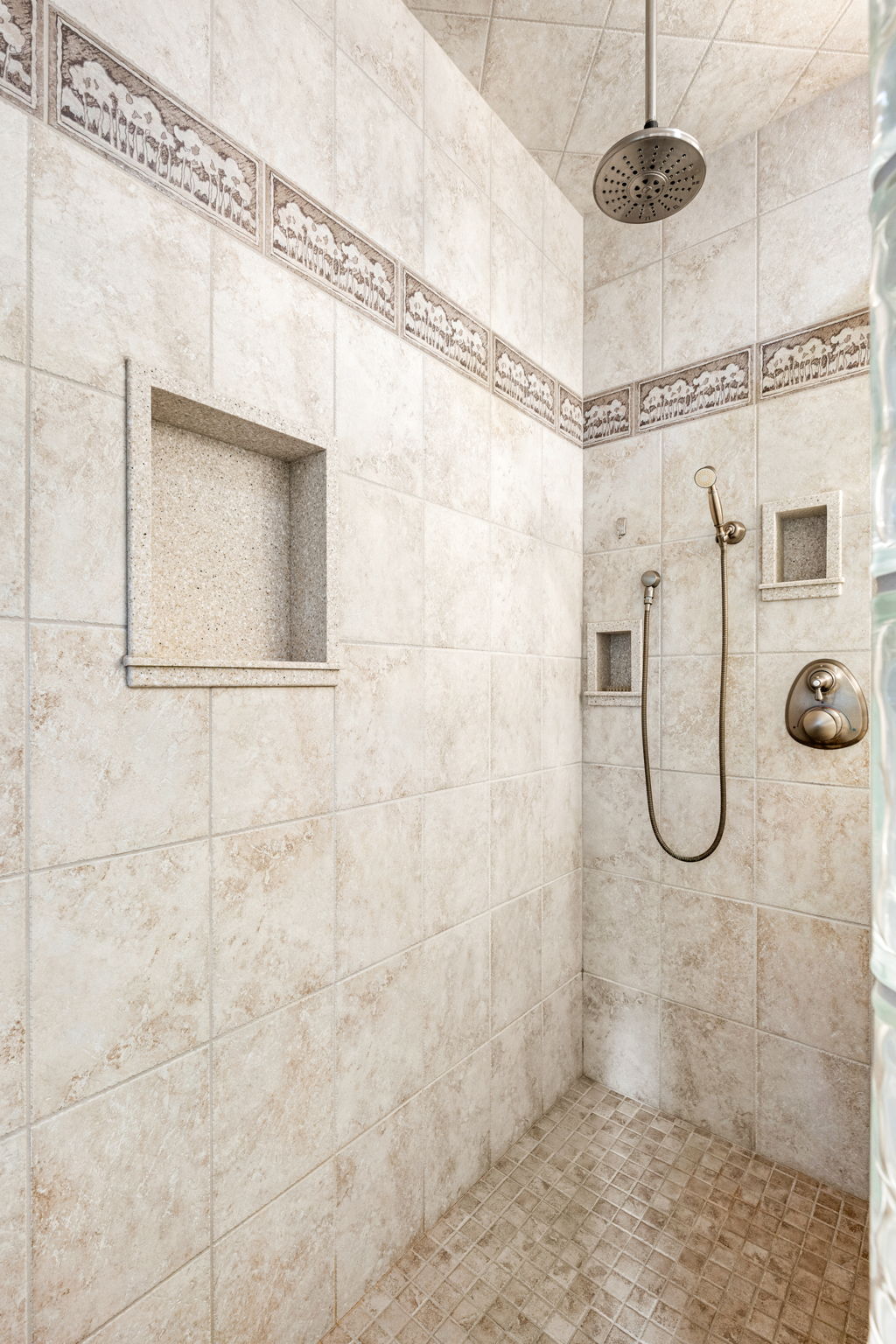 29 Pine Tree Lane Property Photo 49