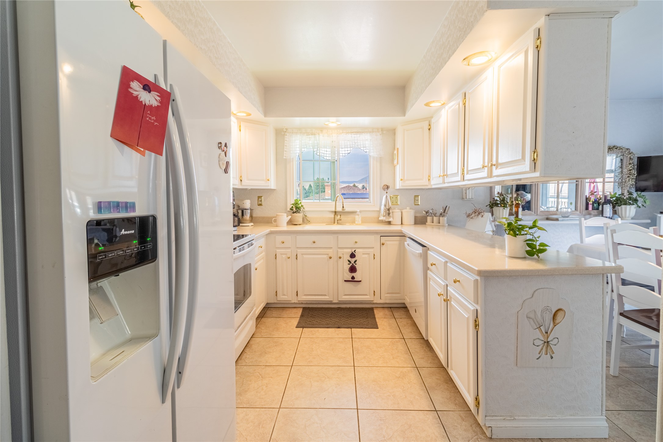 2120 Gladstone Avenue Property Photo 13