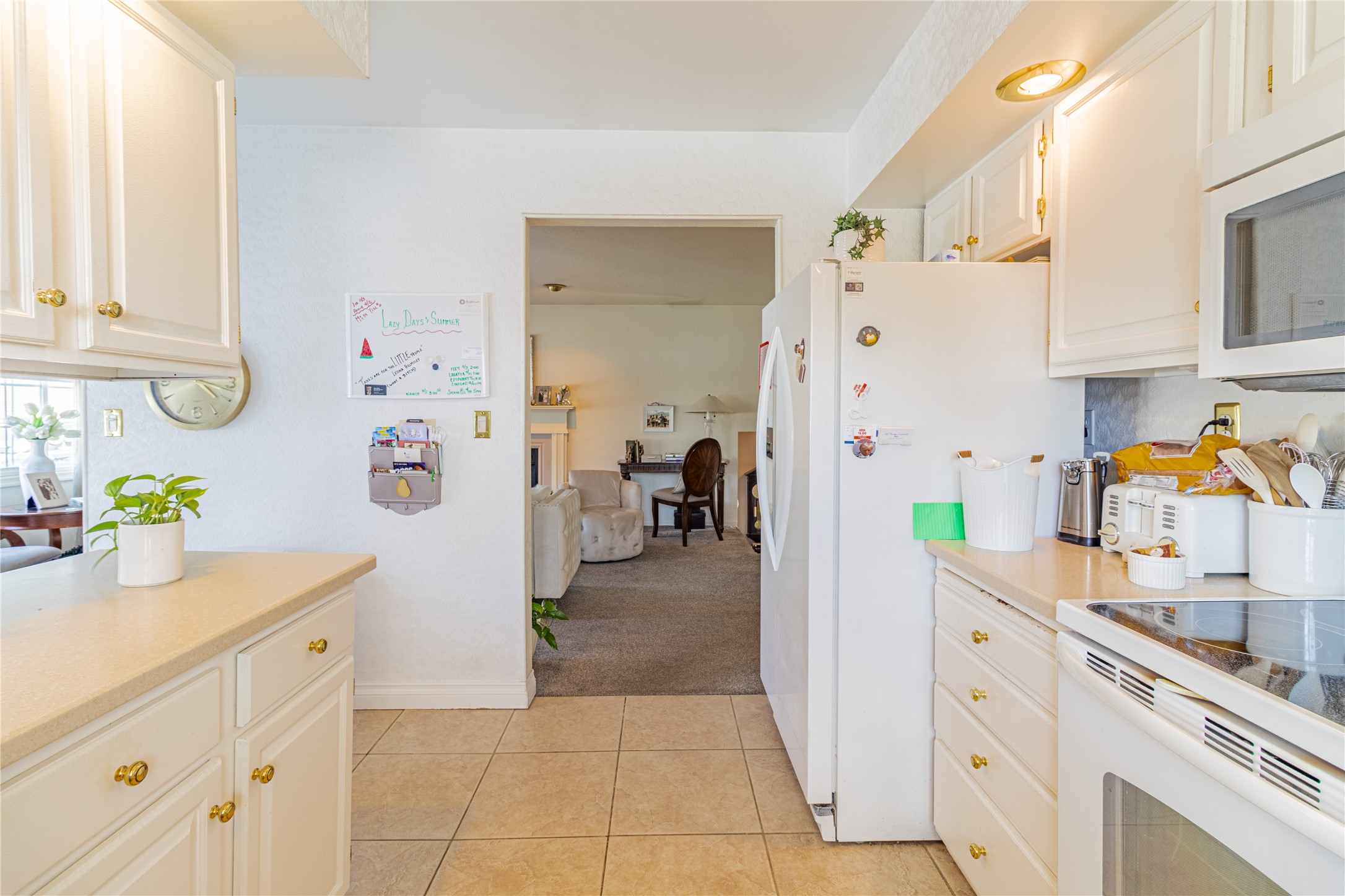 2120 Gladstone Avenue Property Photo 16