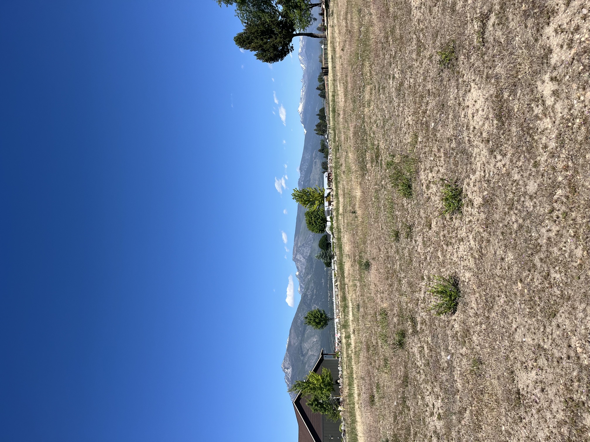 186 Jet Lane Property Photo 11