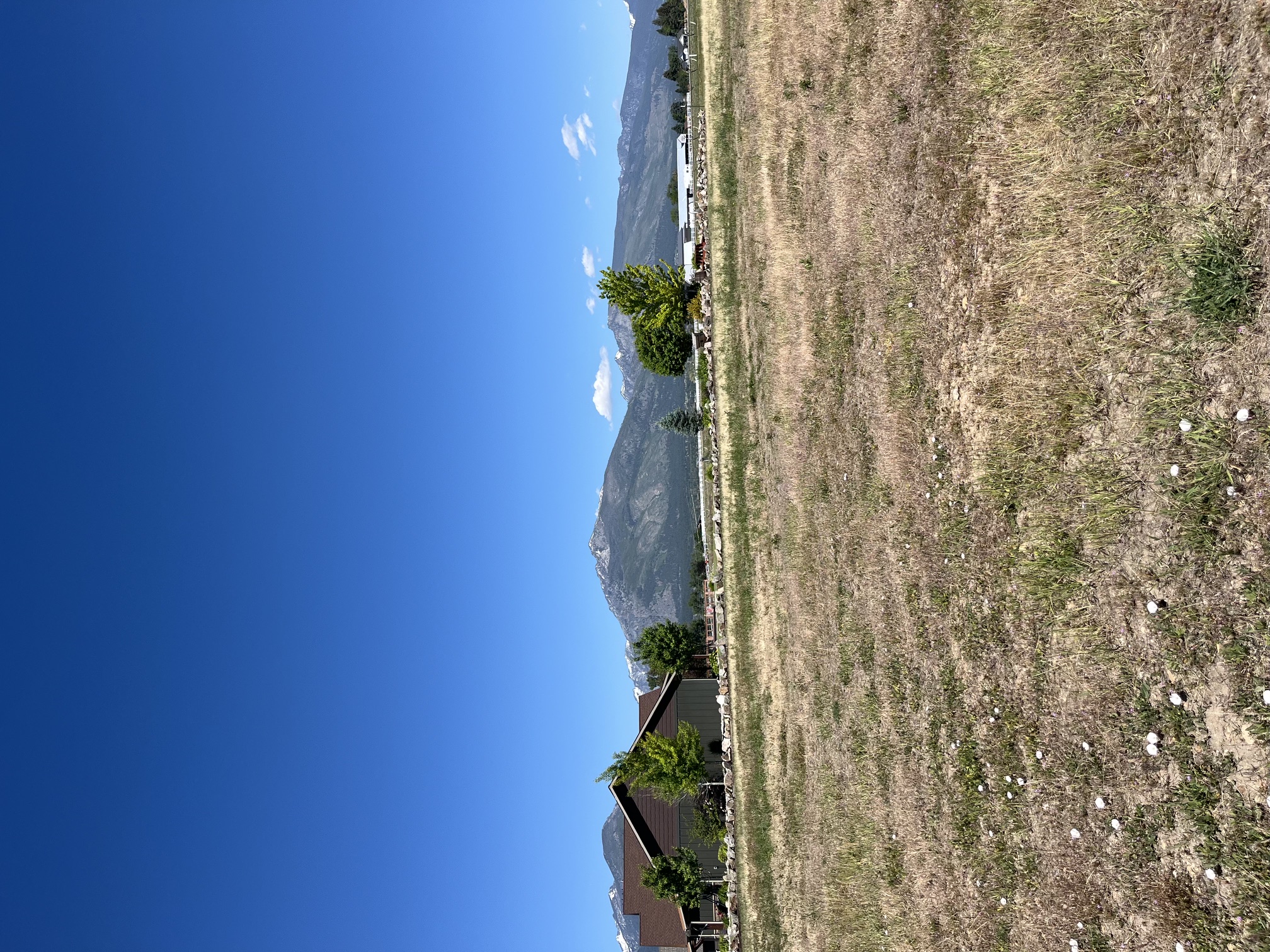 186 Jet Lane Property Photo 13