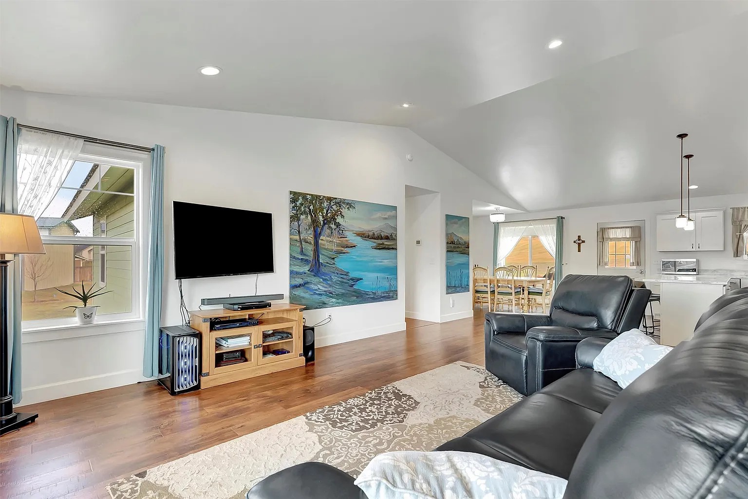 668 Winding Creek Trail Property Photo 7