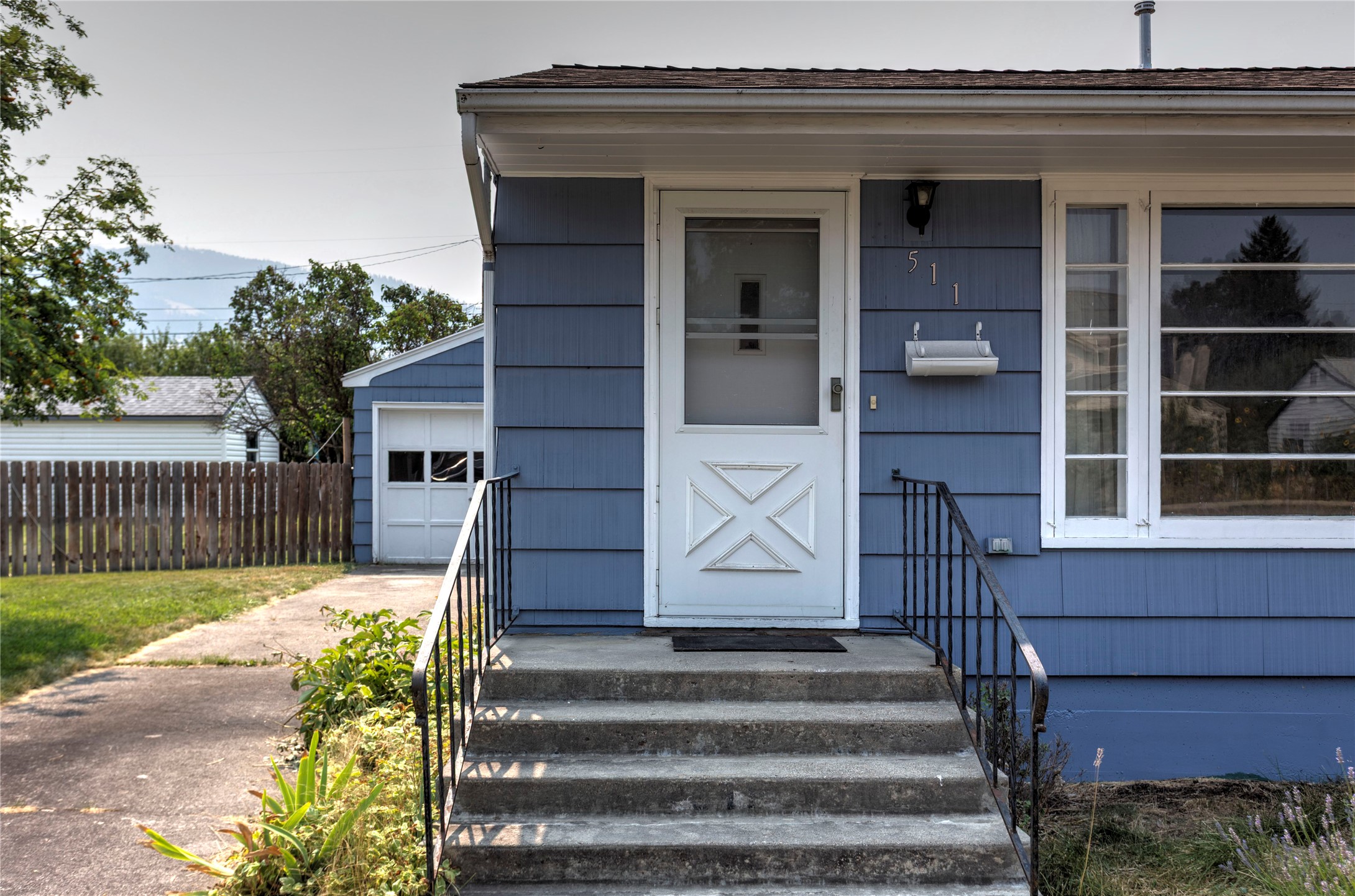 511 Livingston Avenue Property Photo 1