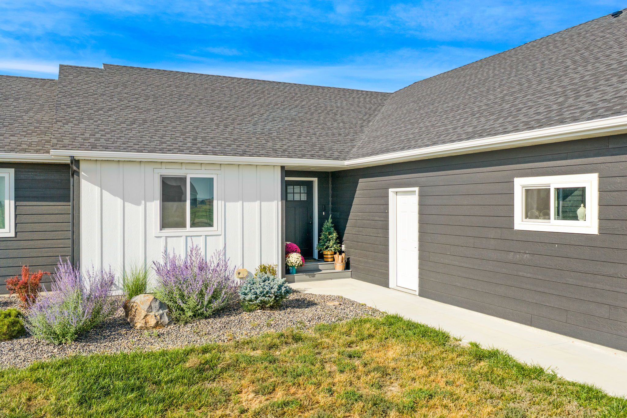 7 Libra Lane Property Photo 6