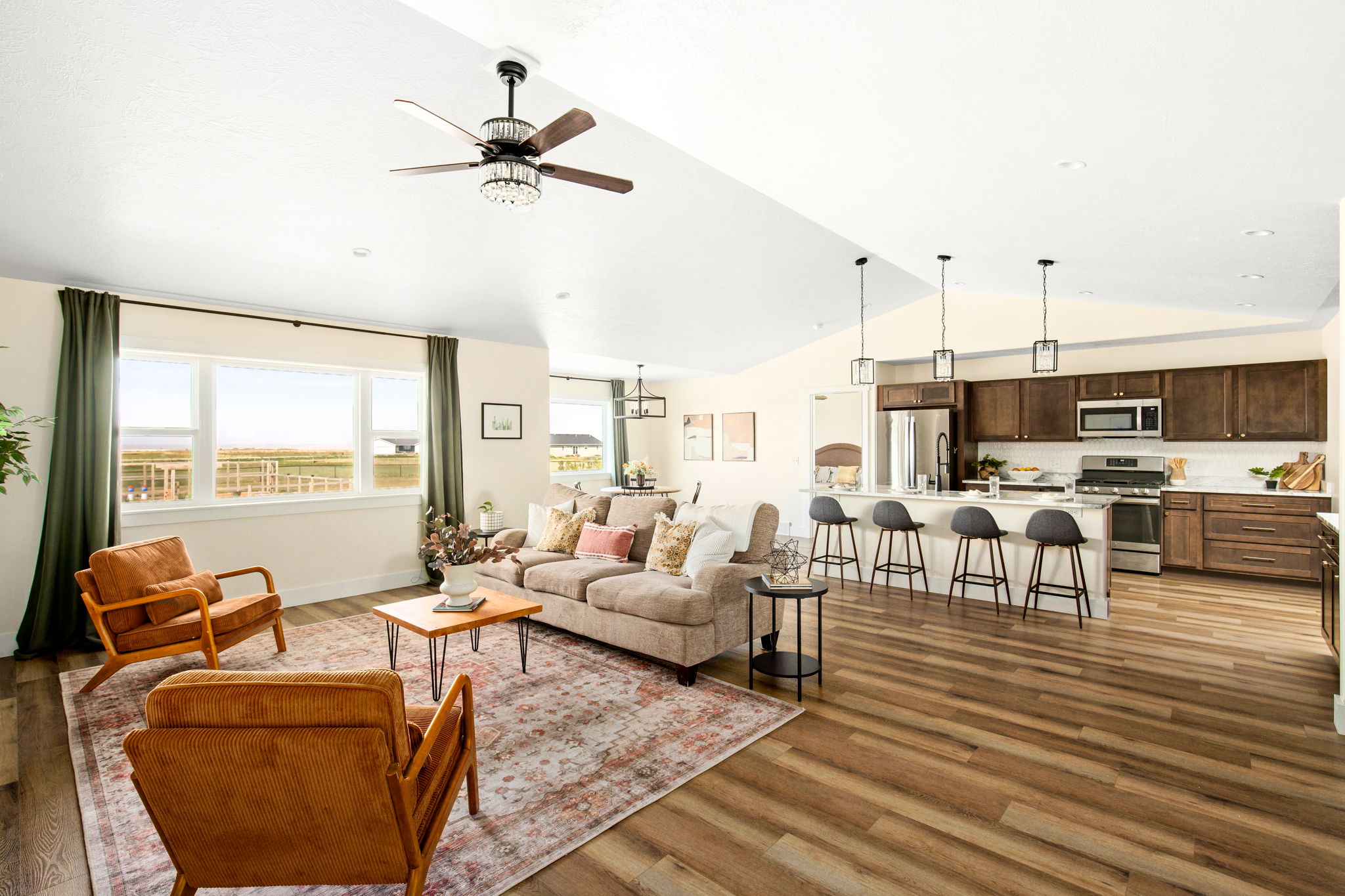7 Libra Lane Property Photo 44
