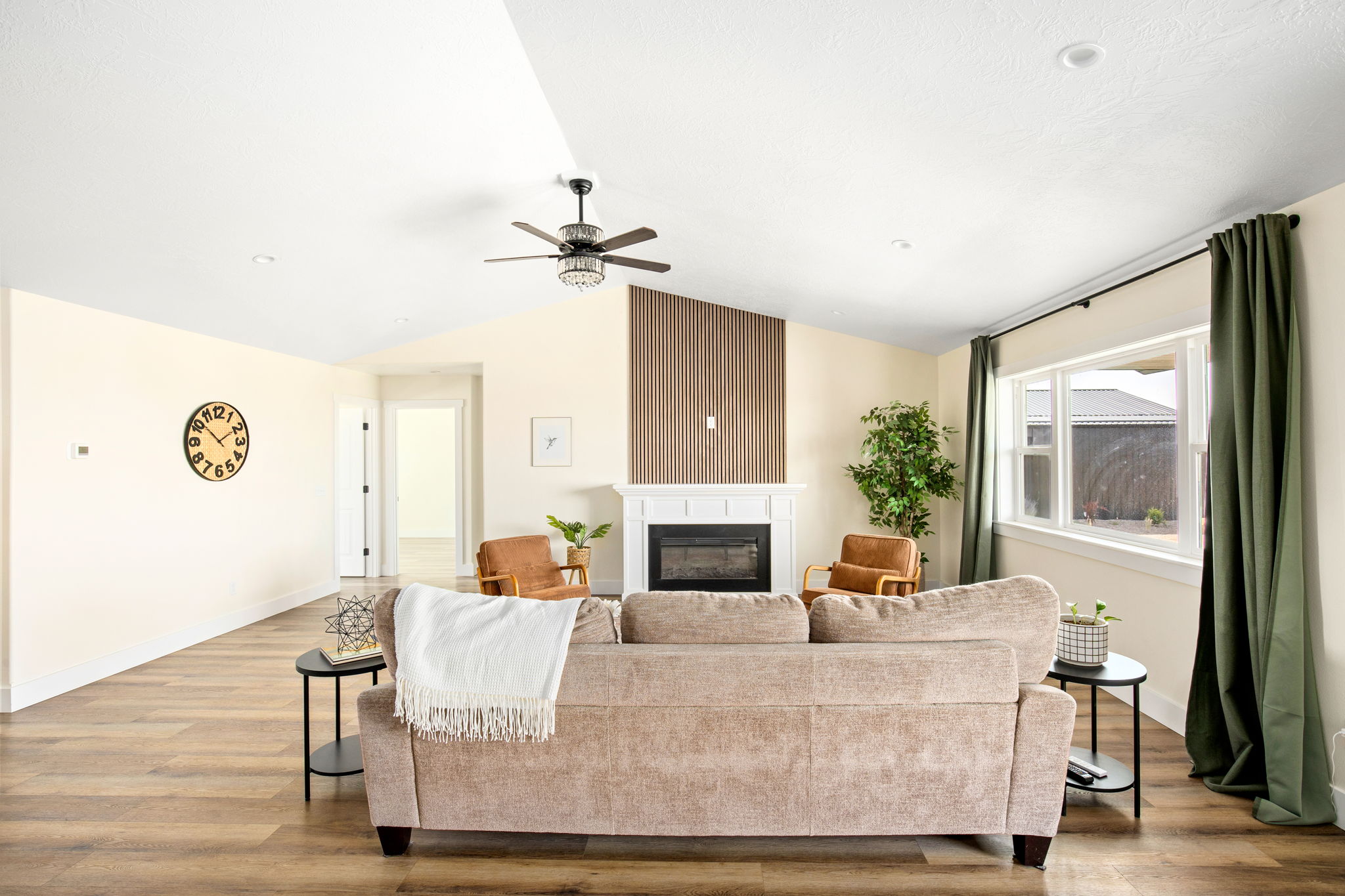 7 Libra Lane Property Photo 45