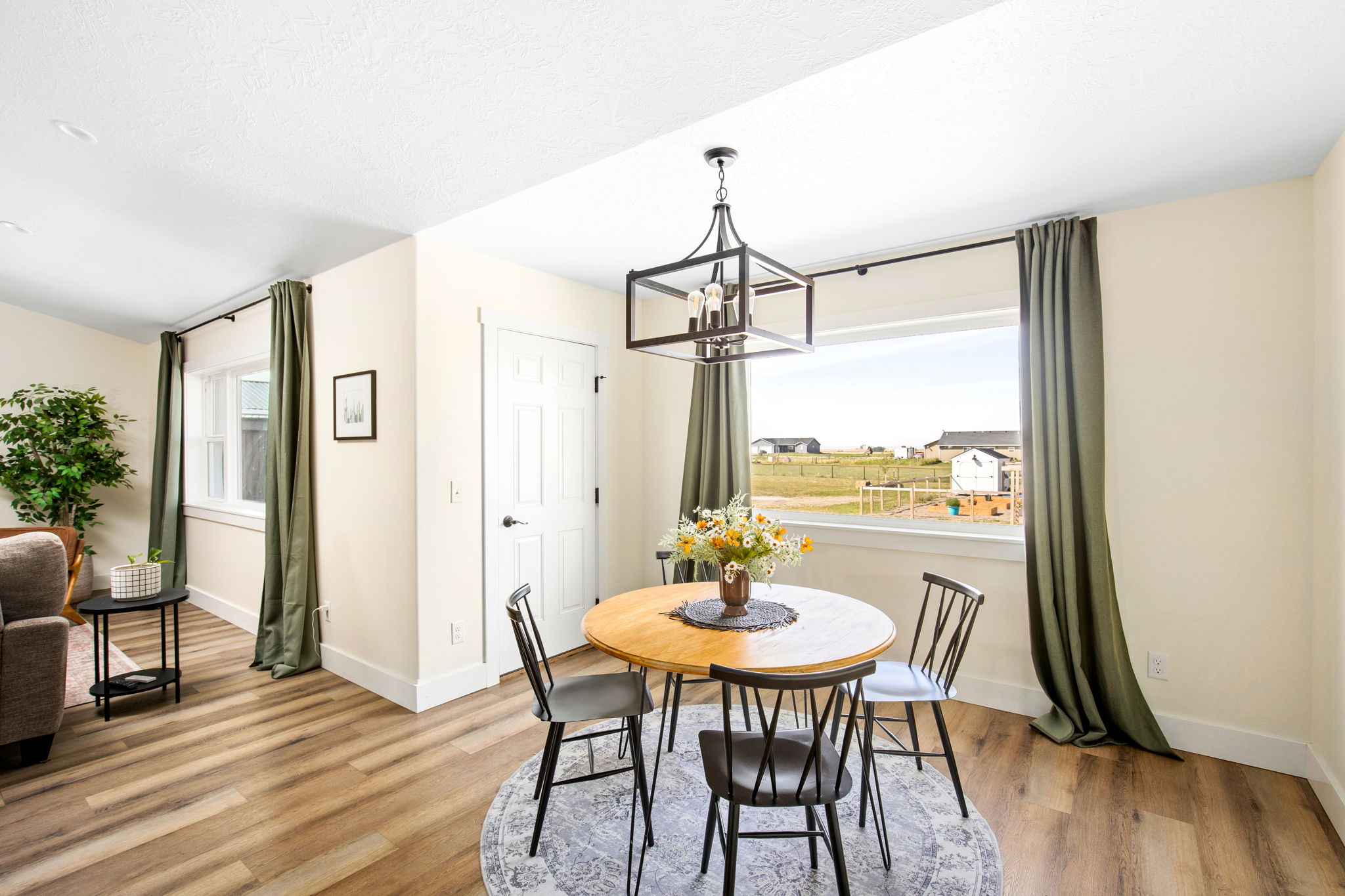 7 Libra Lane Property Photo 55