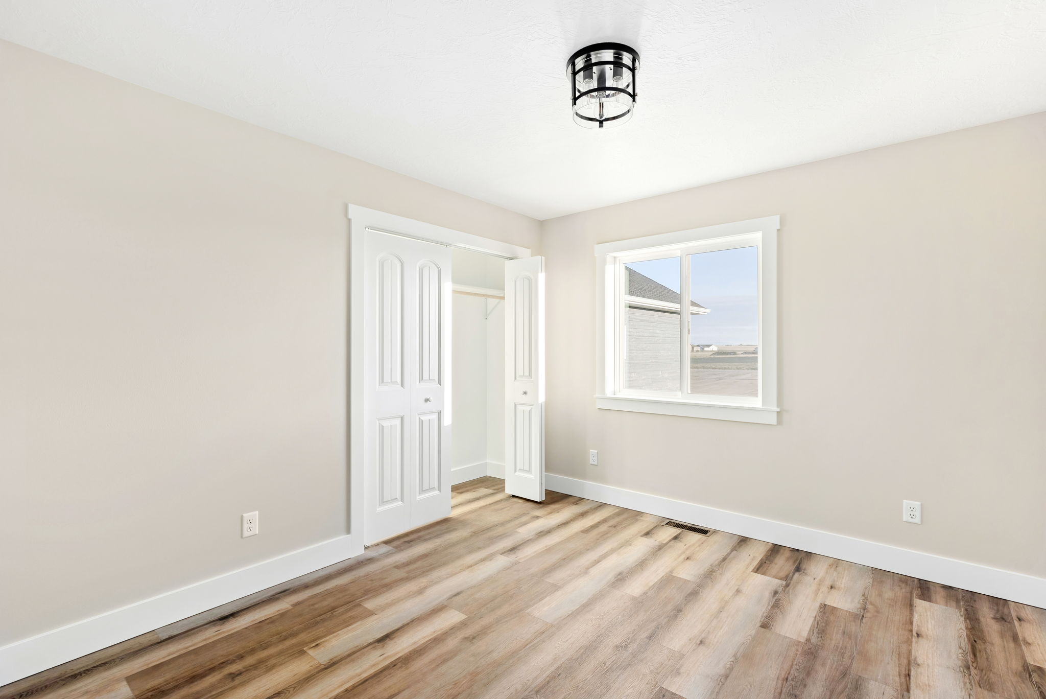 7 Libra Lane Property Photo 66