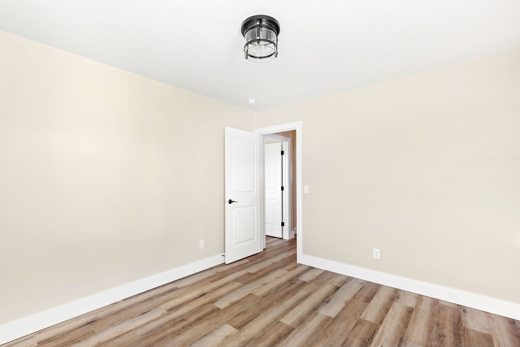 7 Libra Lane Property Photo 67