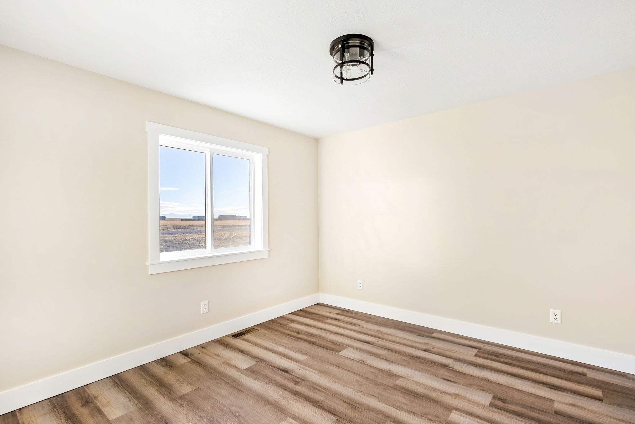 7 Libra Lane Property Photo 69