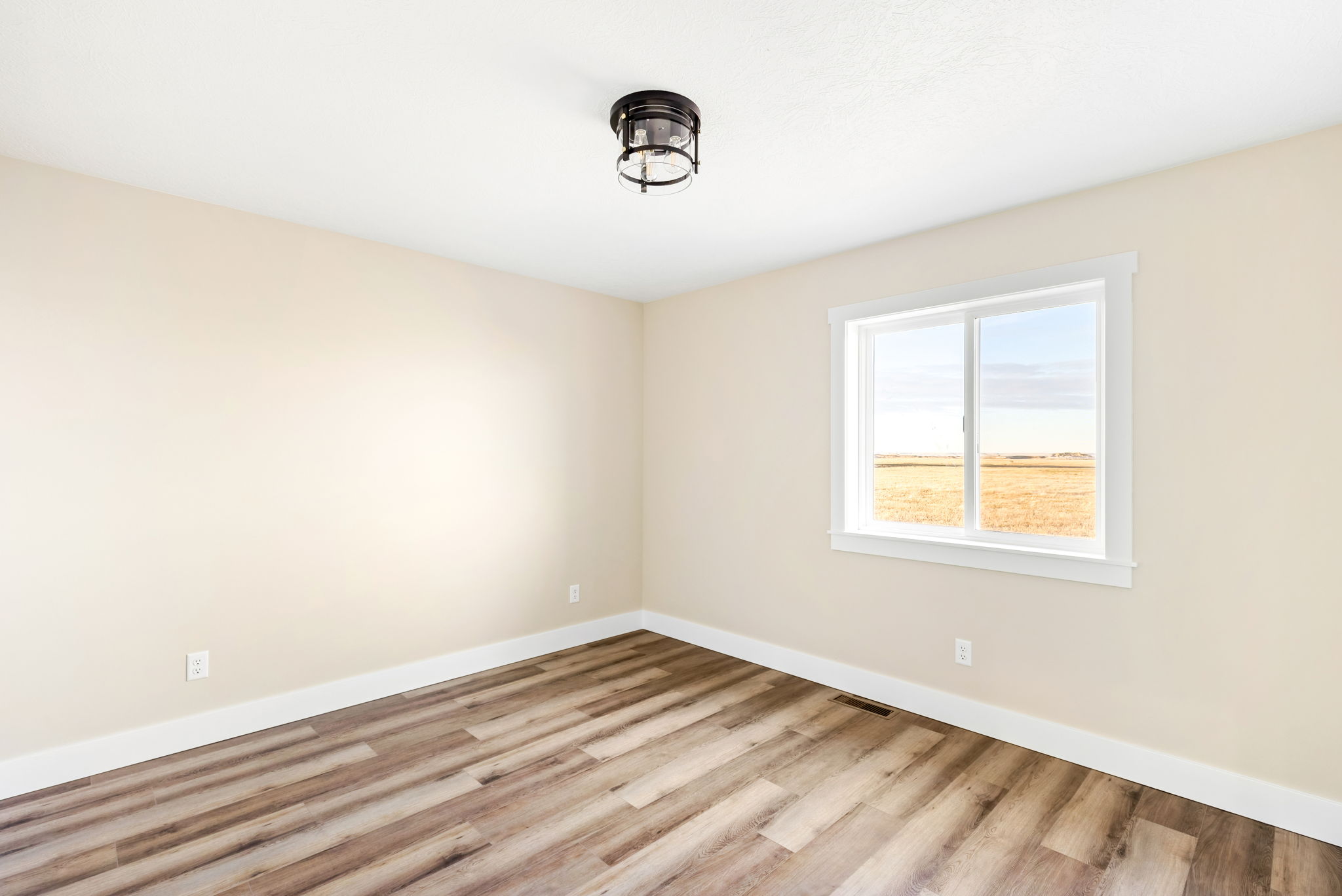 7 Libra Lane Property Photo 71