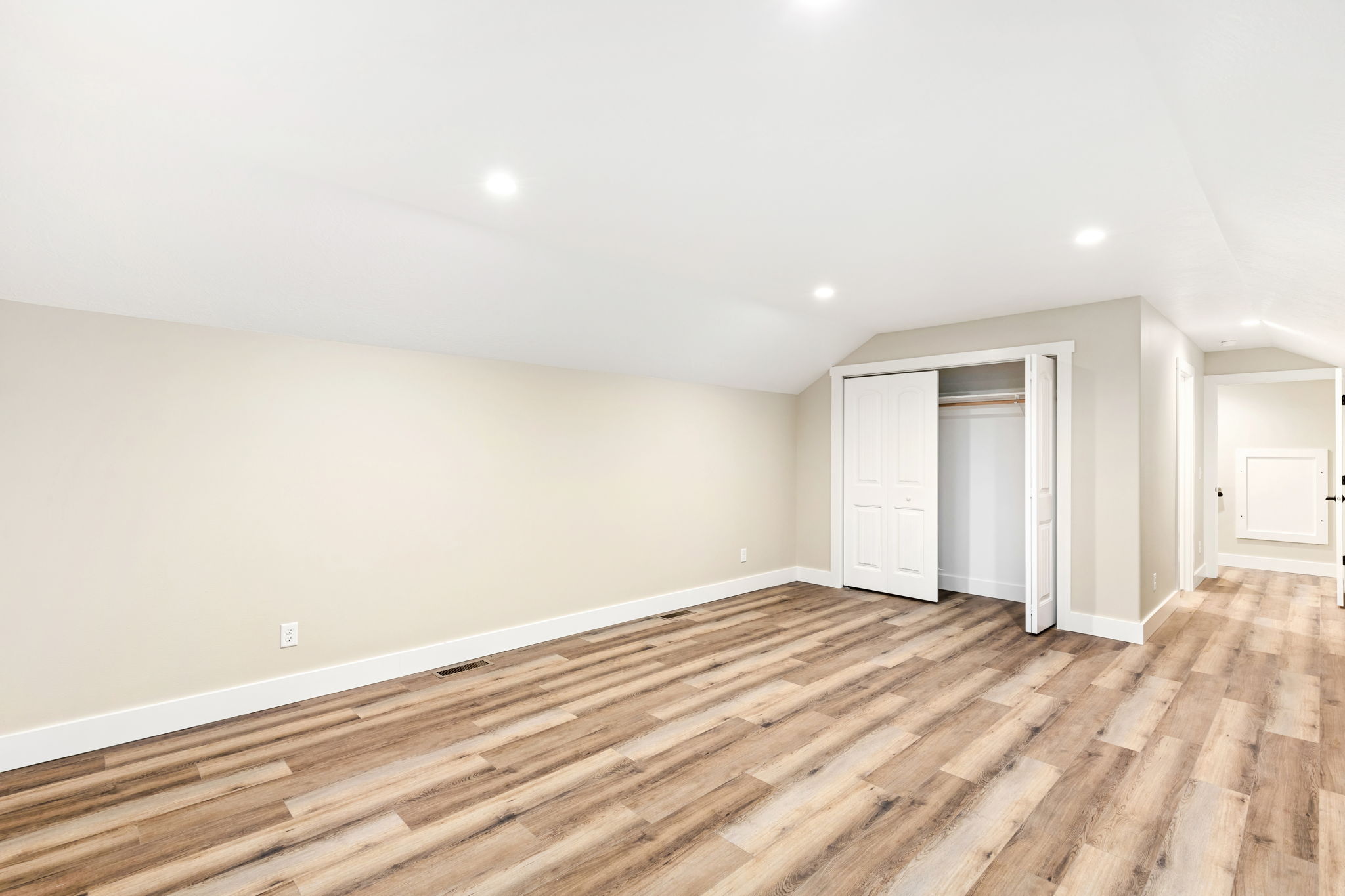 7 Libra Lane Property Photo 74