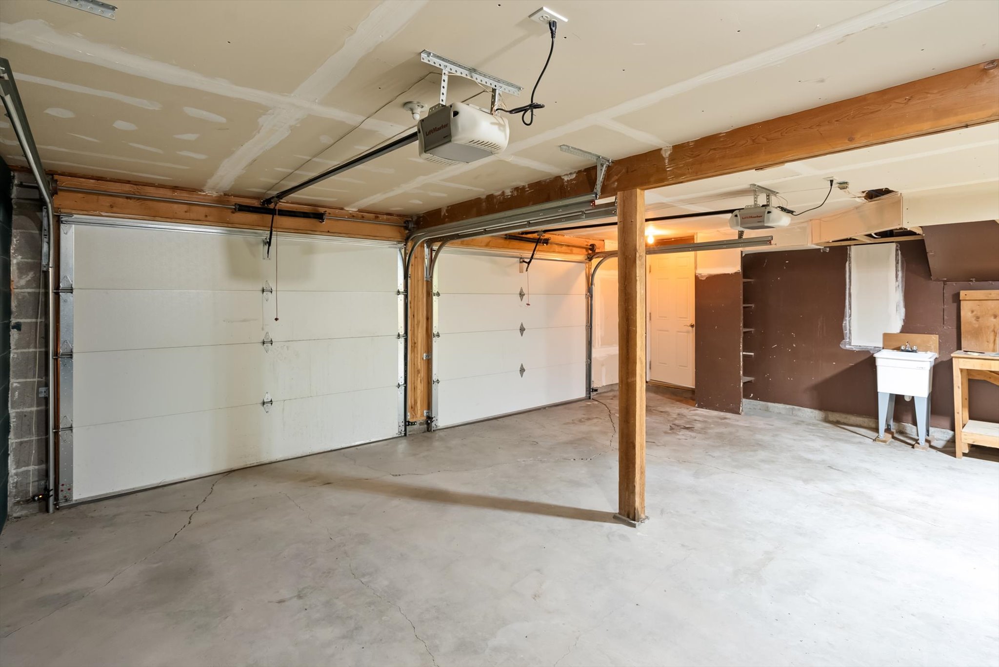 300 Peaceful Drive Property Photo 41