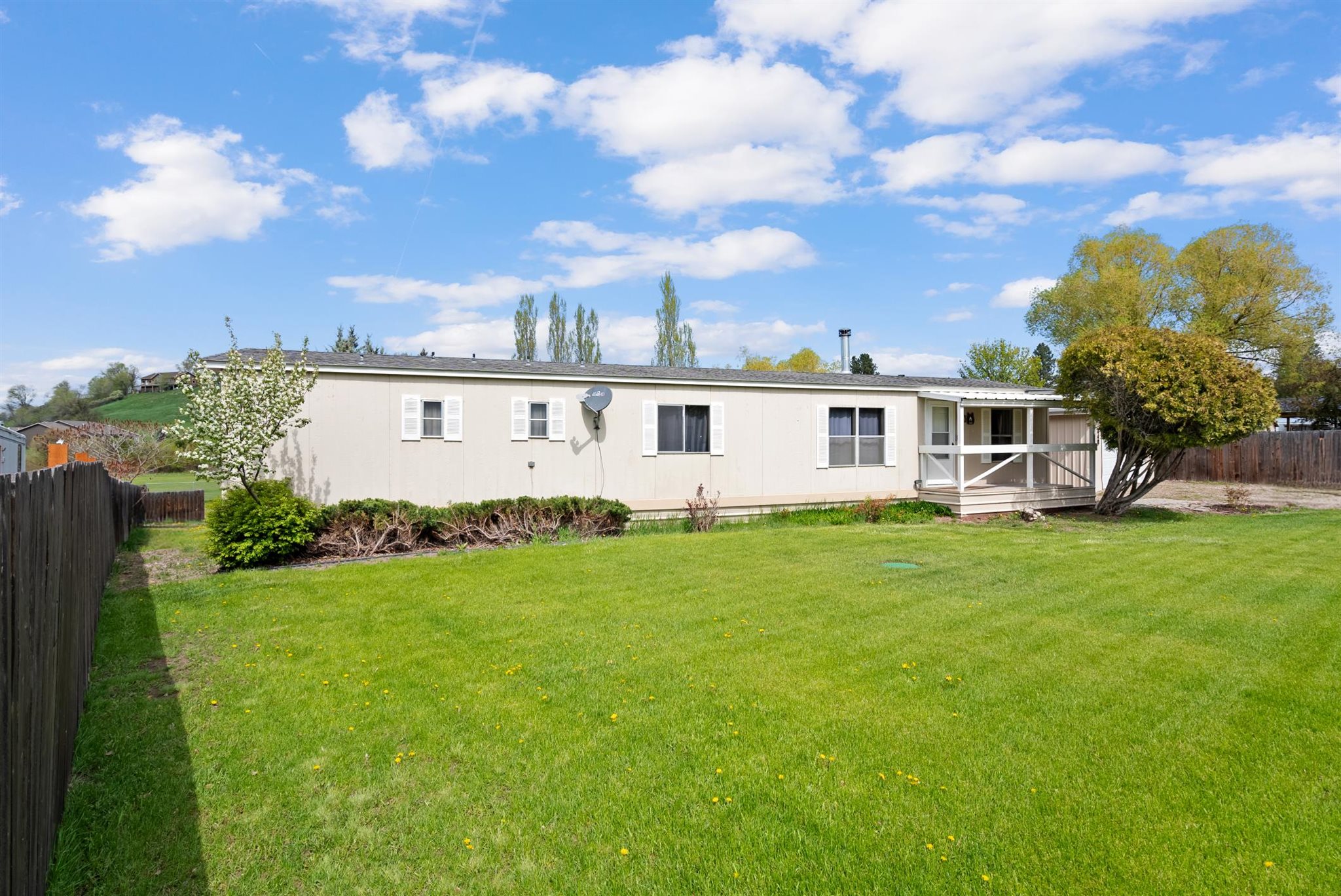 440 Kings Way Property Photo 21