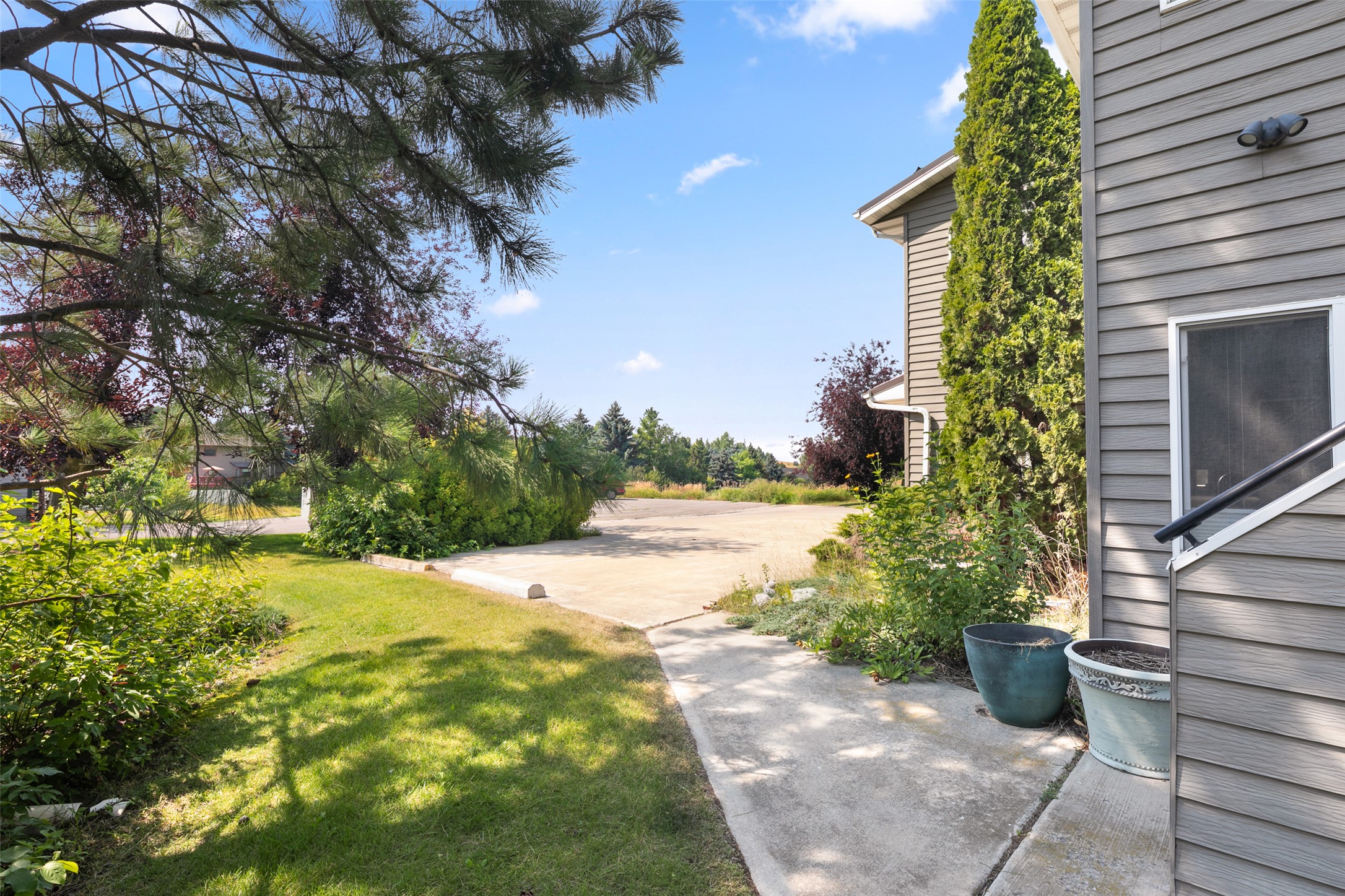 135 Garden Drive A Property Photo 3