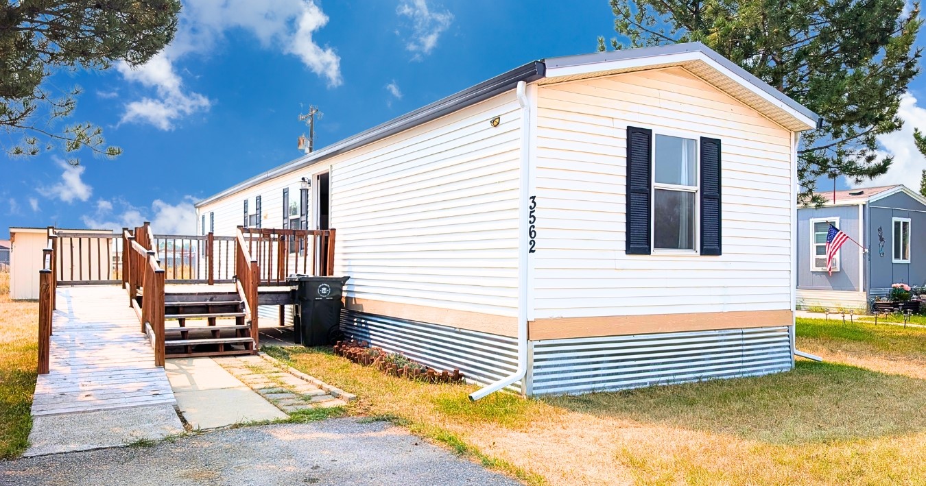 3562 Rainbow Drive Property Photo 1