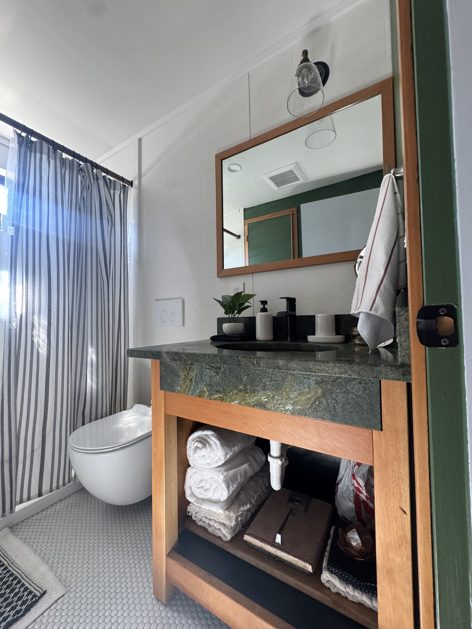 1130 Shakespeare Street Property Photo 17