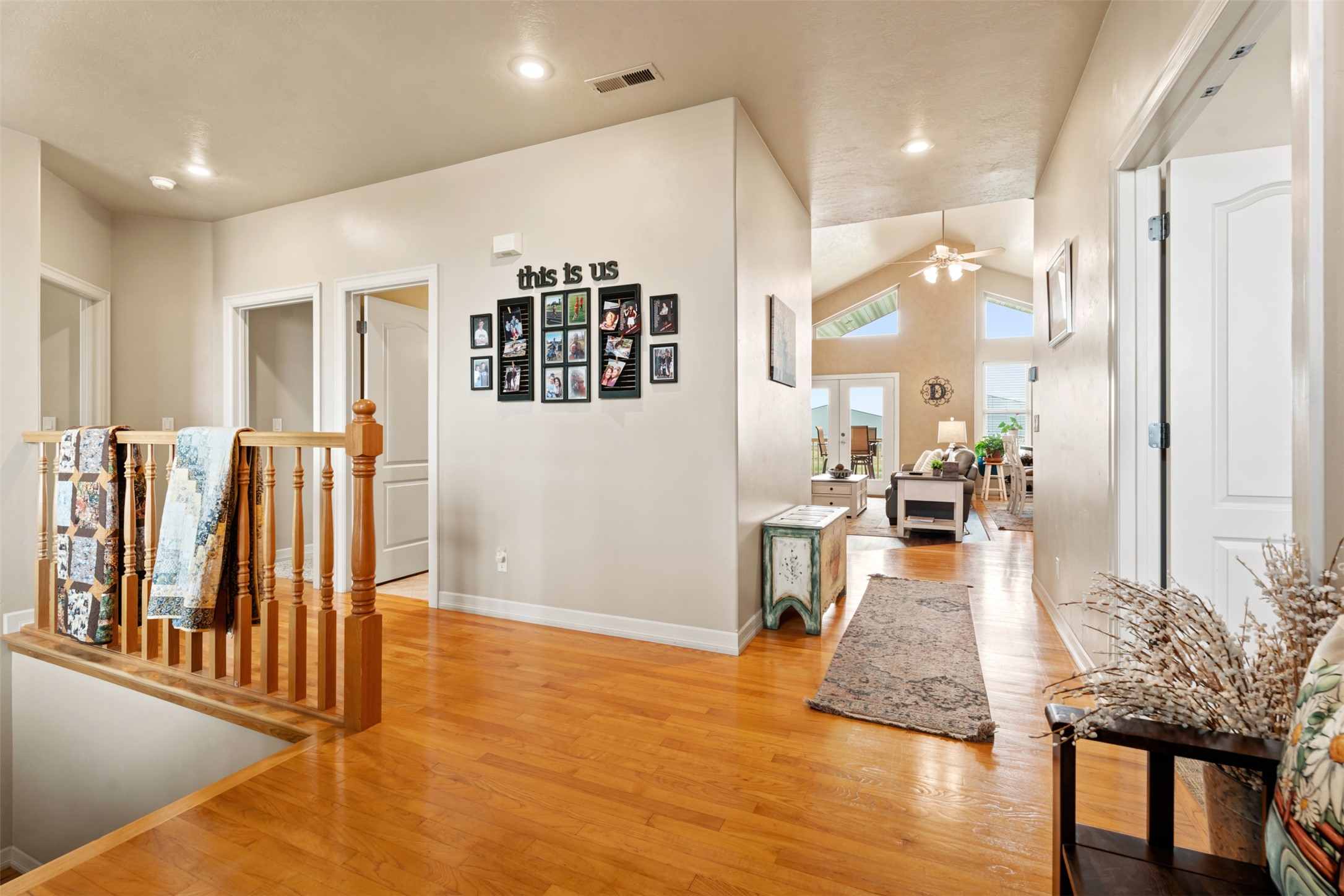 126 Jet Lane Property Photo 8