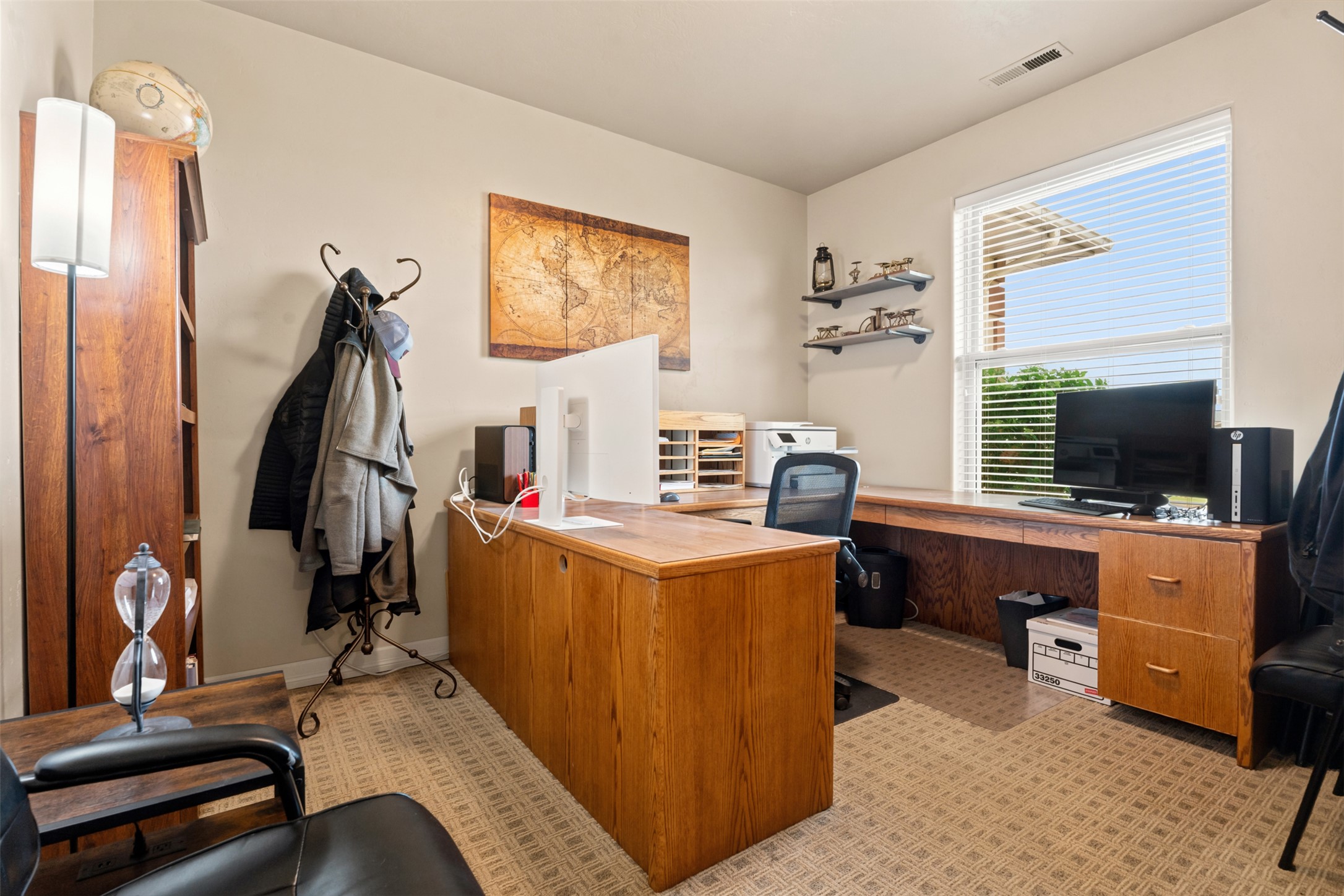 126 Jet Lane Property Photo 26
