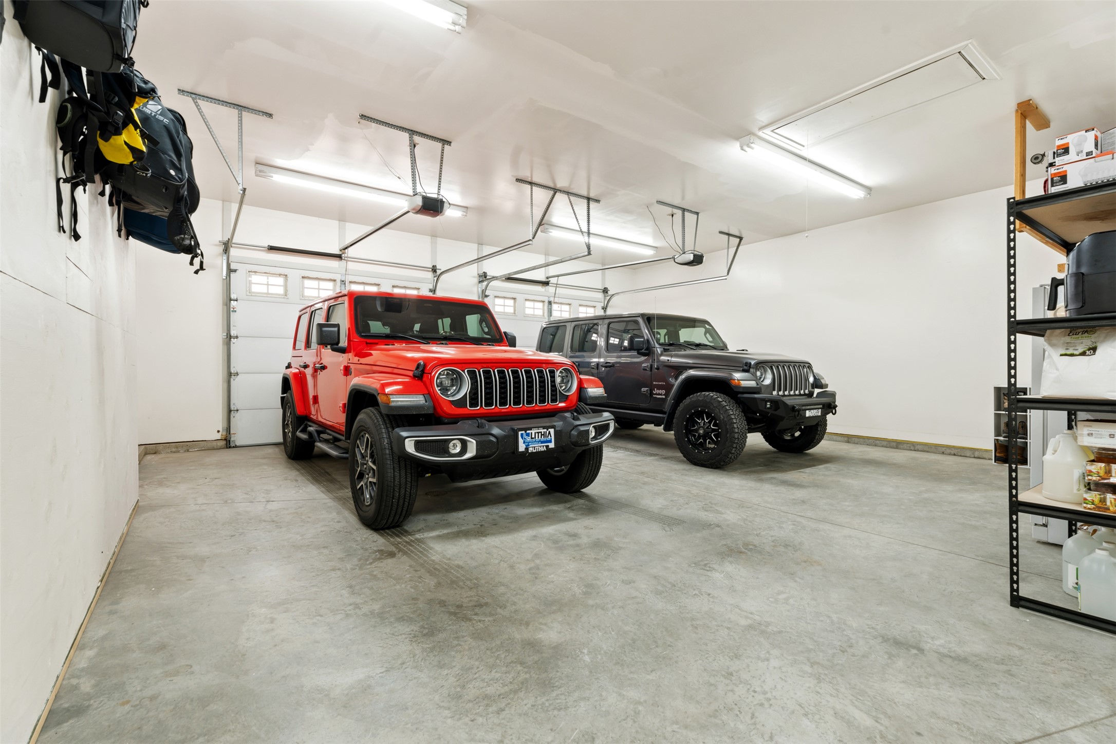 126 Jet Lane Property Photo 40