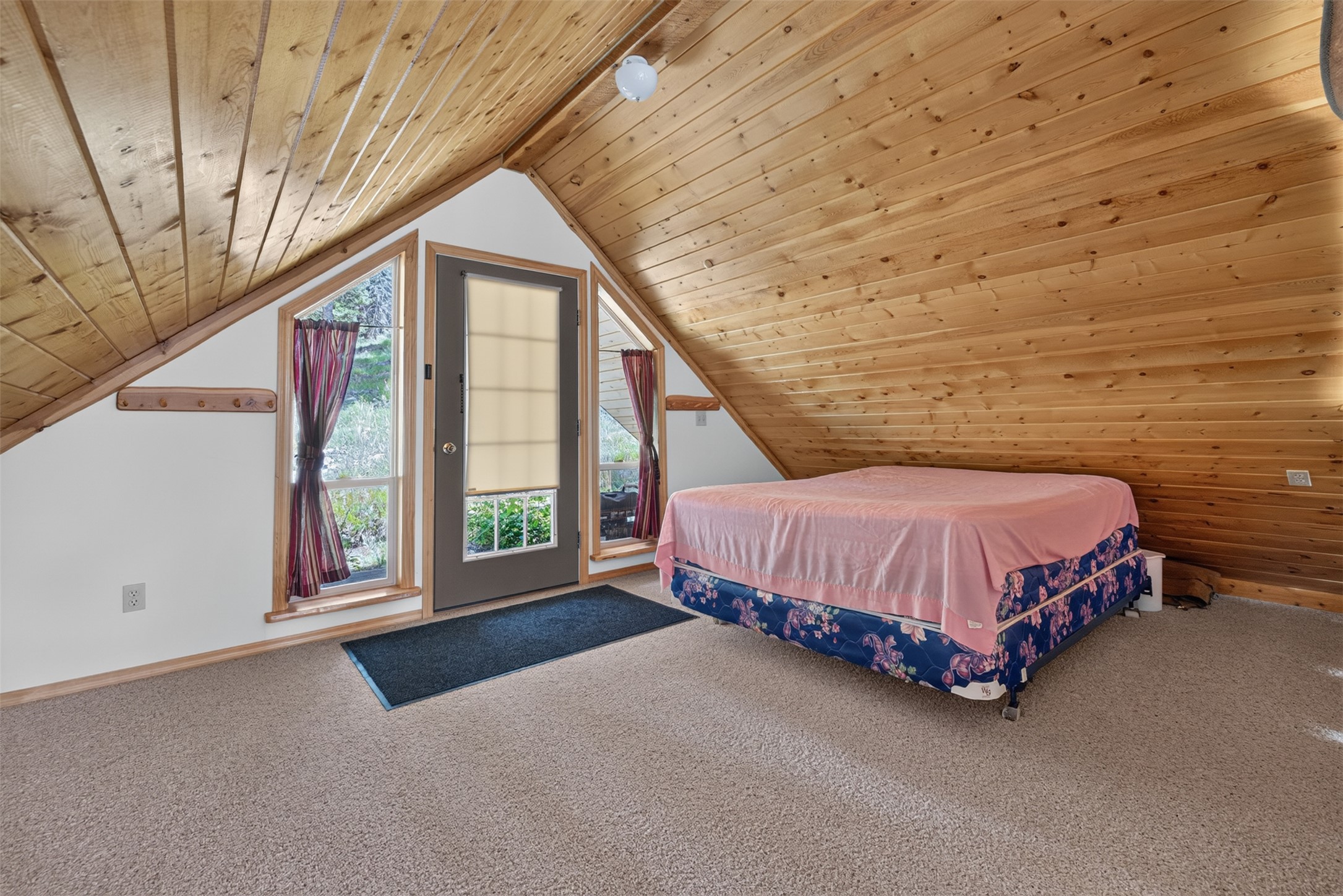 4353 Rimini Road Property Photo 10