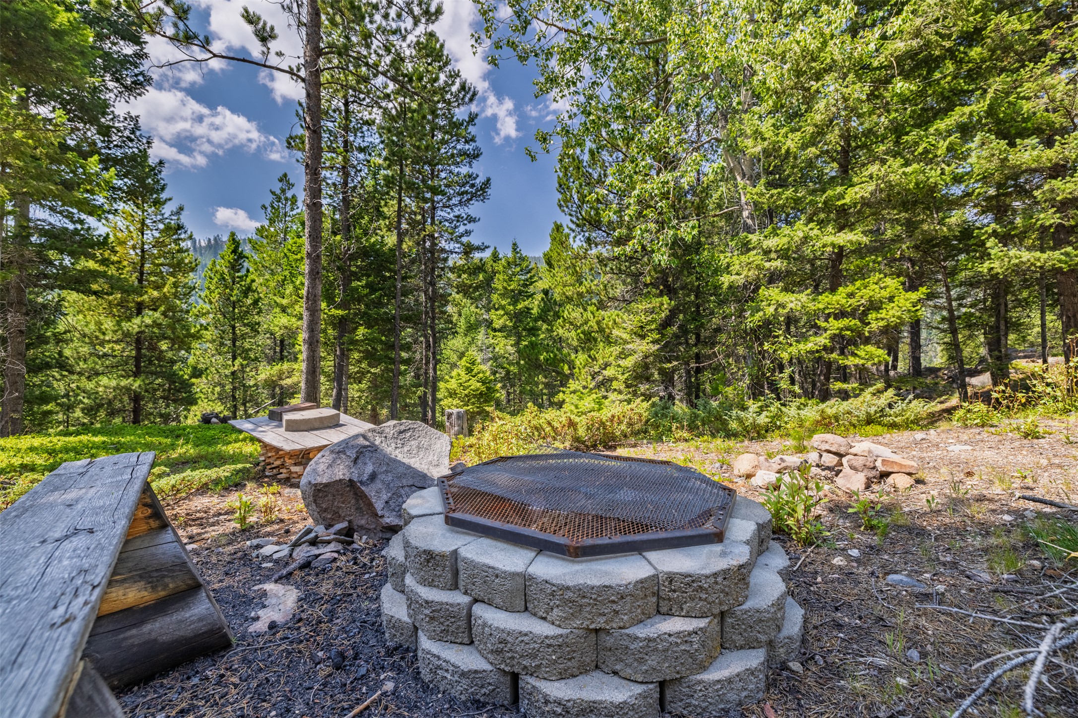 4353 Rimini Road Property Photo 38