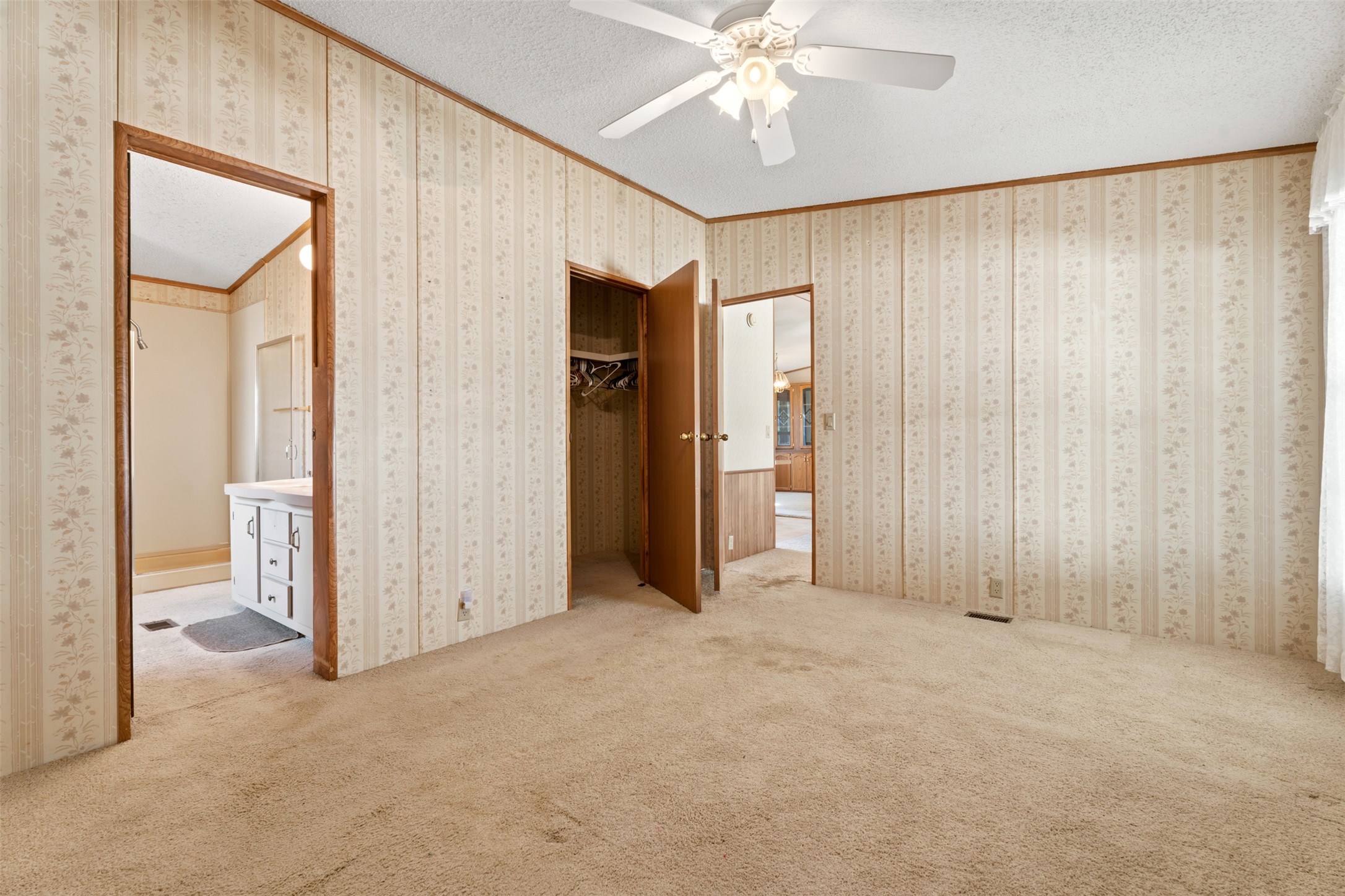 467 Grantsdale Road 21 Property Photo 18