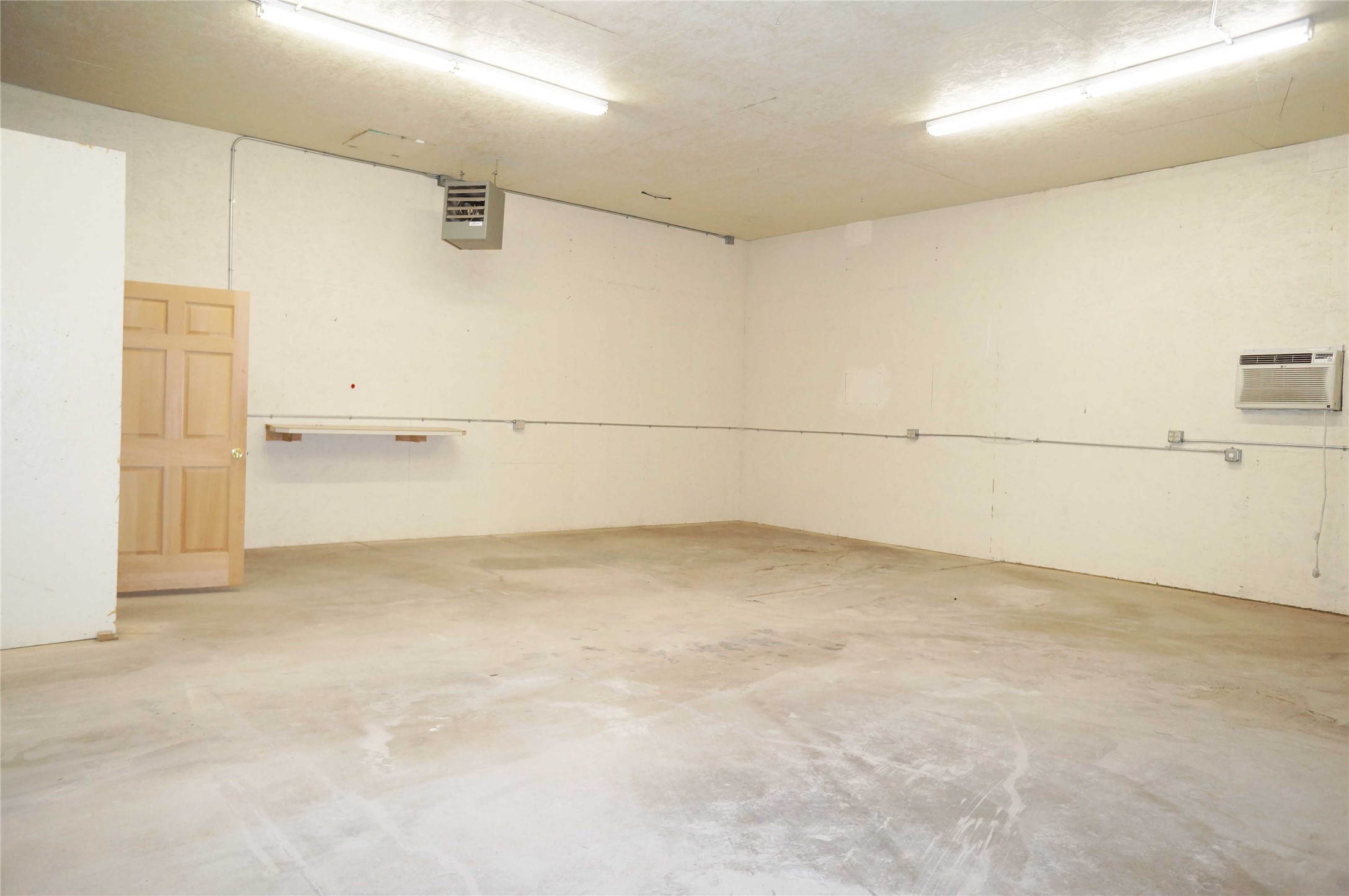 426 Snowline Lane B Property Photo 3
