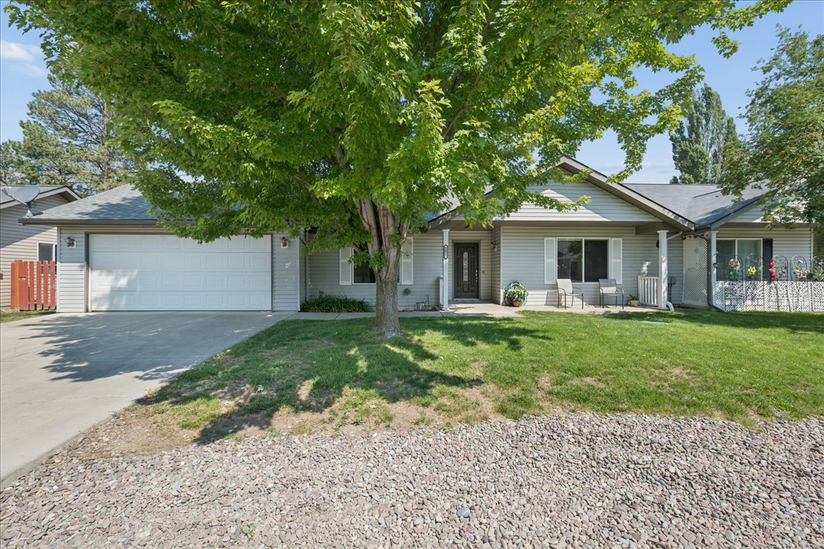 1077 Harmony Court