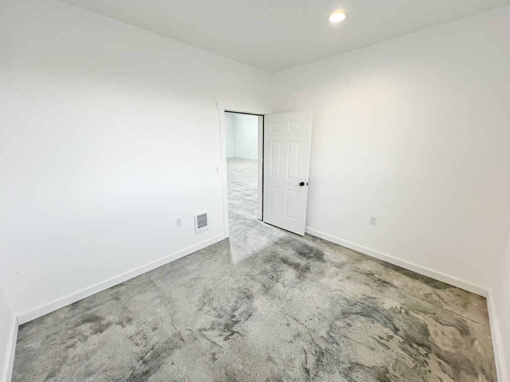 219 Alden Loop A Property Photo 6