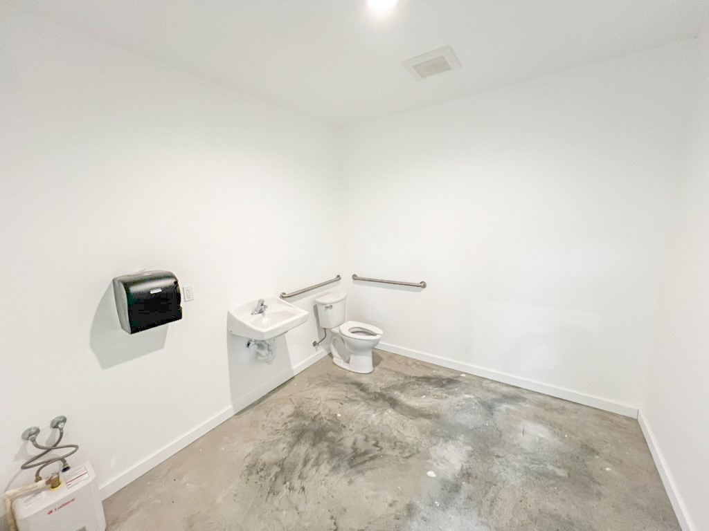 219 Alden Loop A Property Photo 8