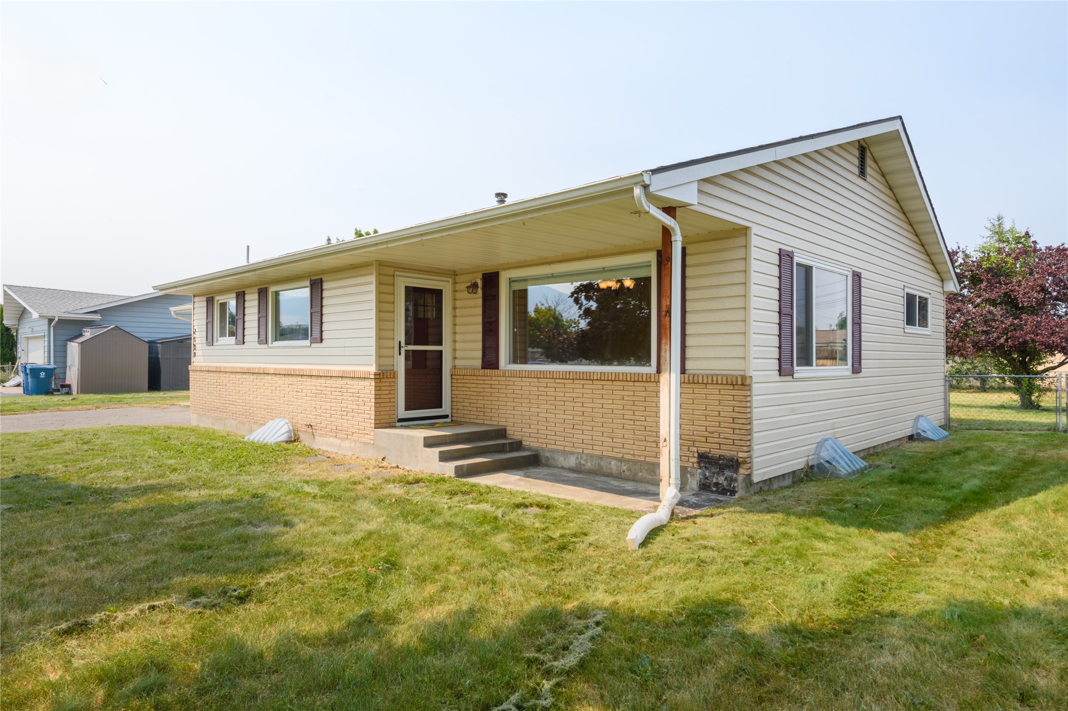 2109 26th Avenue Property Photo 4