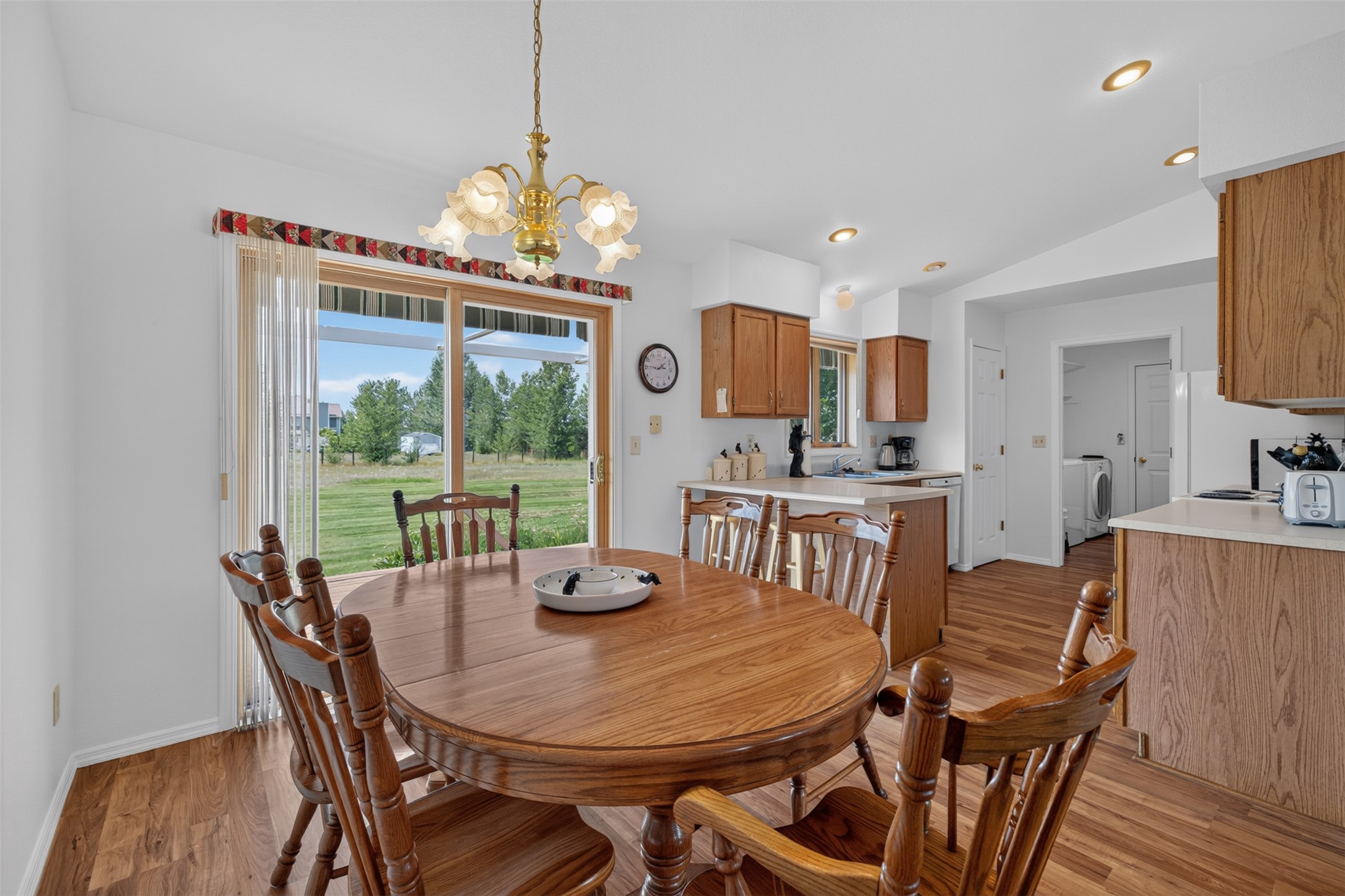 1659 Regal Drive Property Photo 14
