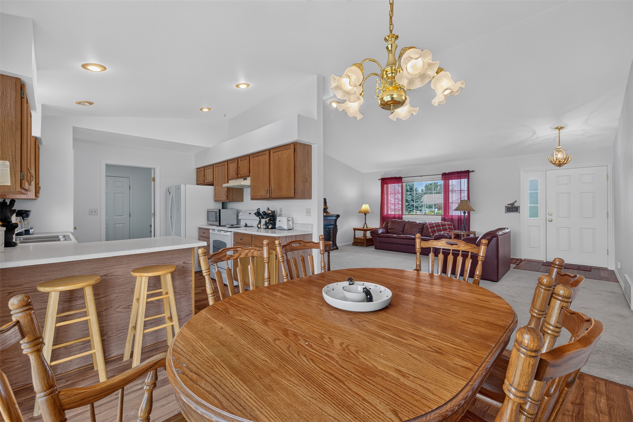 1659 Regal Drive Property Photo 15