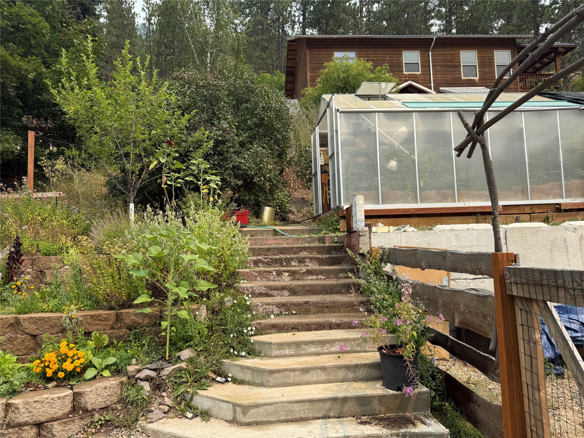 103 7th Street Property Photo 24