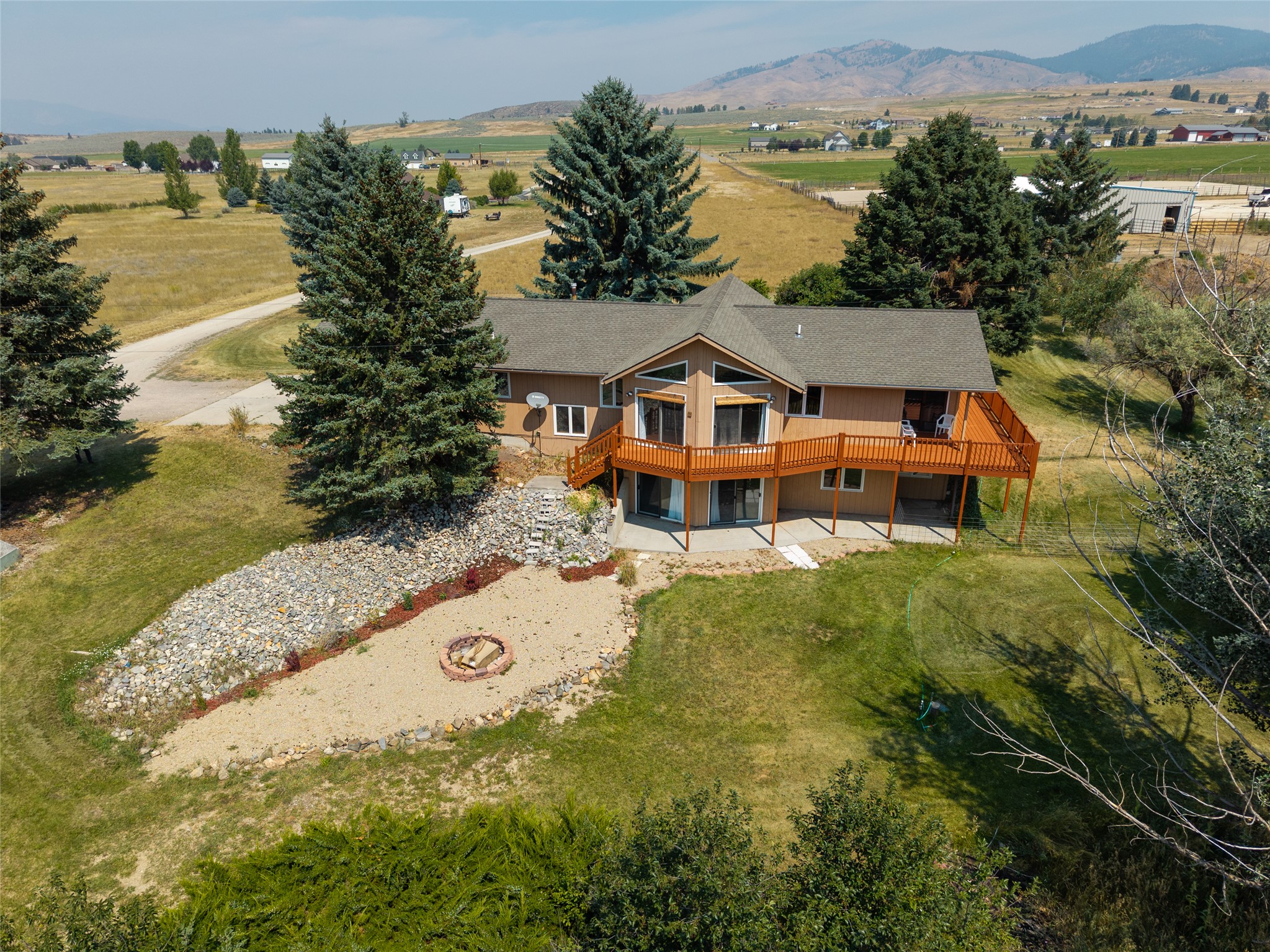 607 Eight Mile Creek Road Property Photo 10