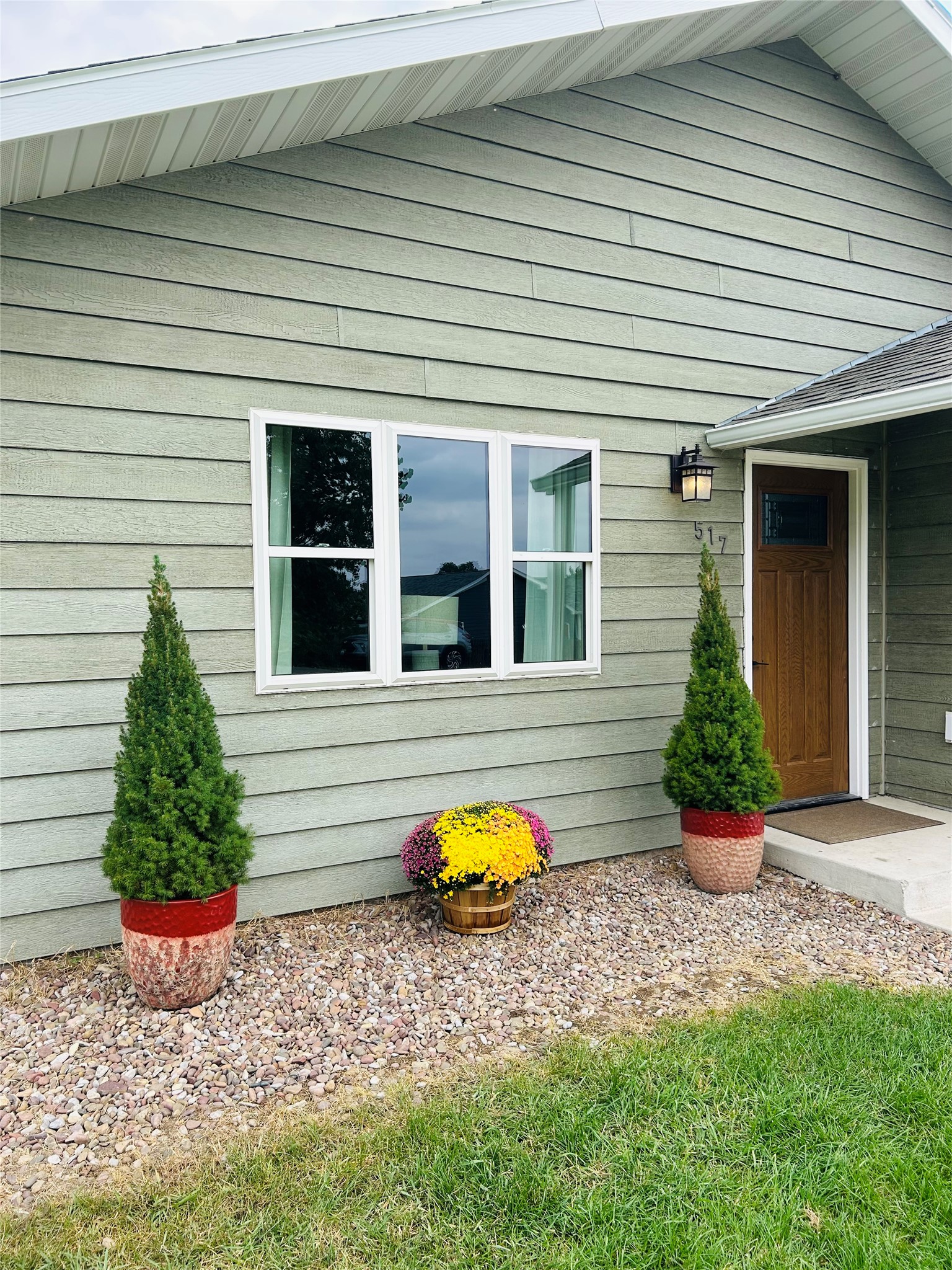 517 23rd Street Ne Property Photo 25