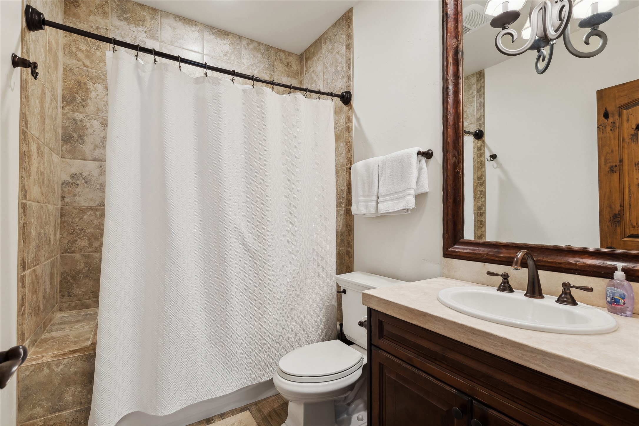 111 Slopeside Drive 7 Property Photo 17