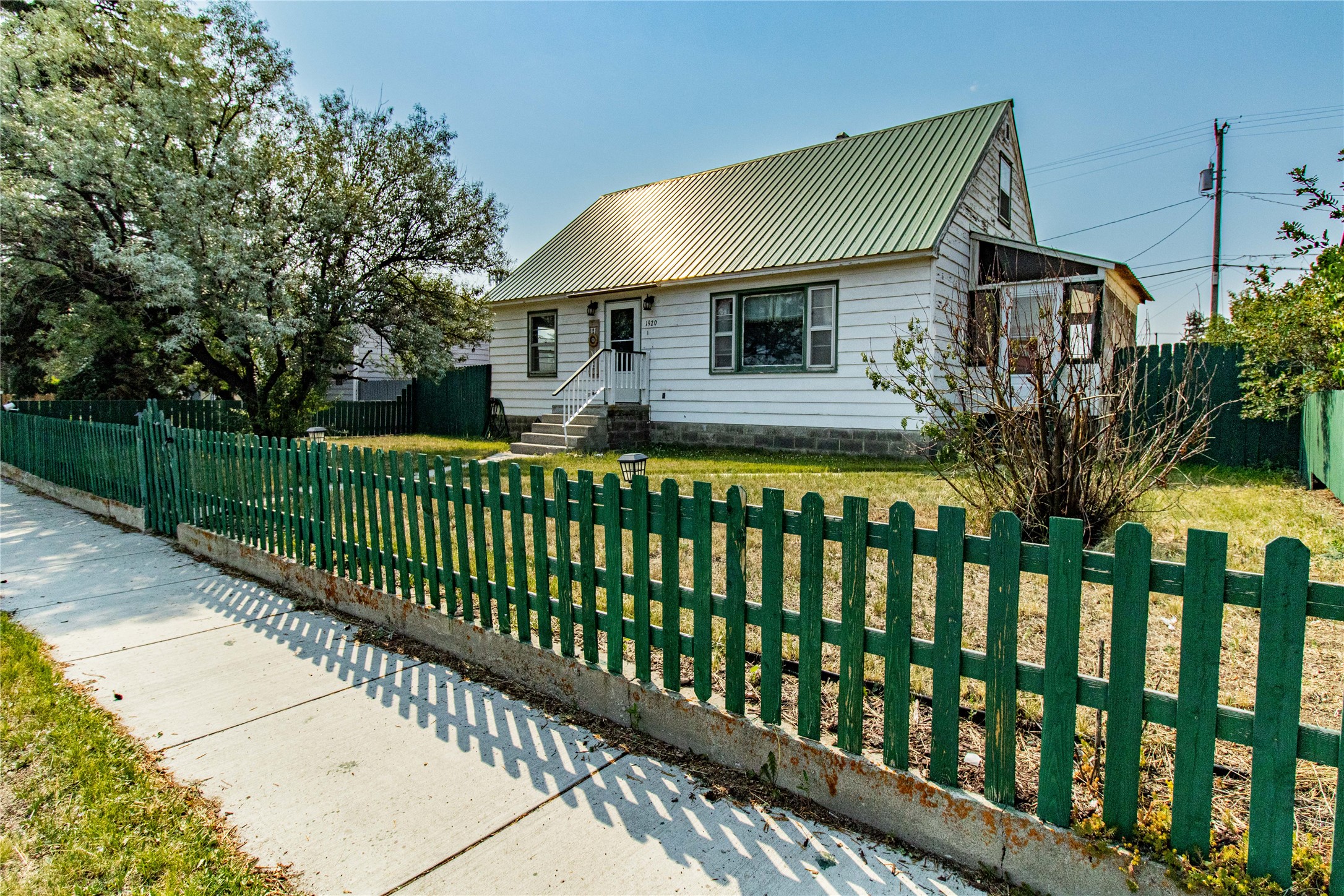 1920 Dewey Boulevard Property Photo 1