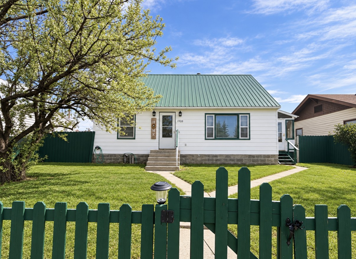 1920 Dewey Boulevard Property Photo 1