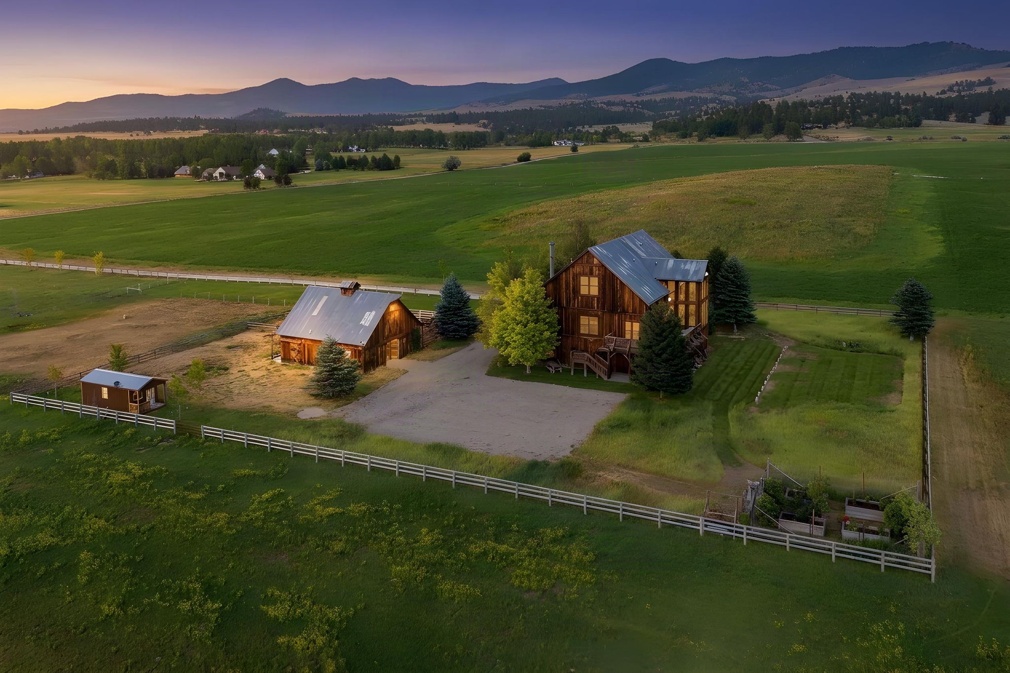 500 Lovers Lane Property Photo 1
