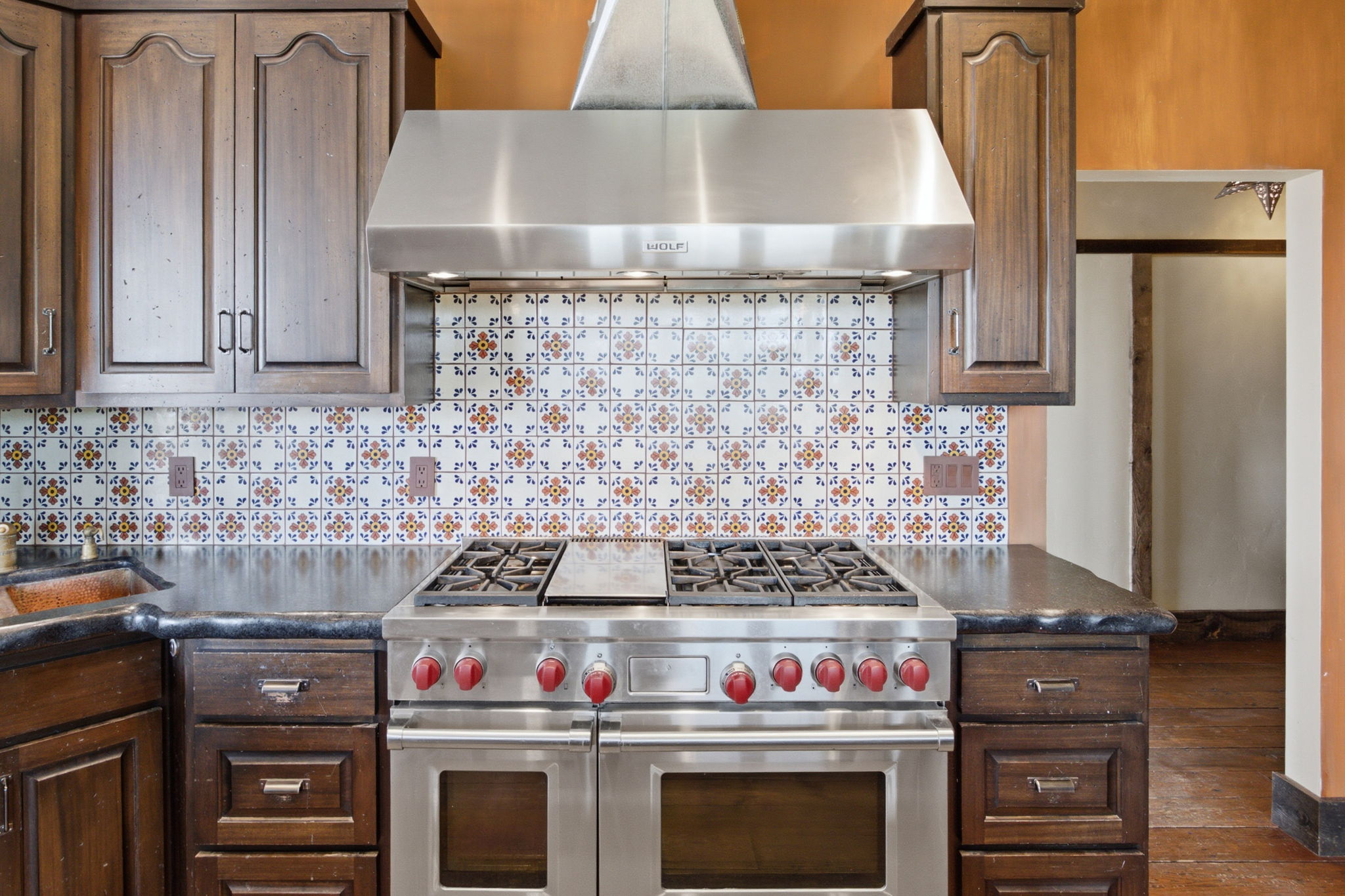 500 Lovers Lane Property Photo 20