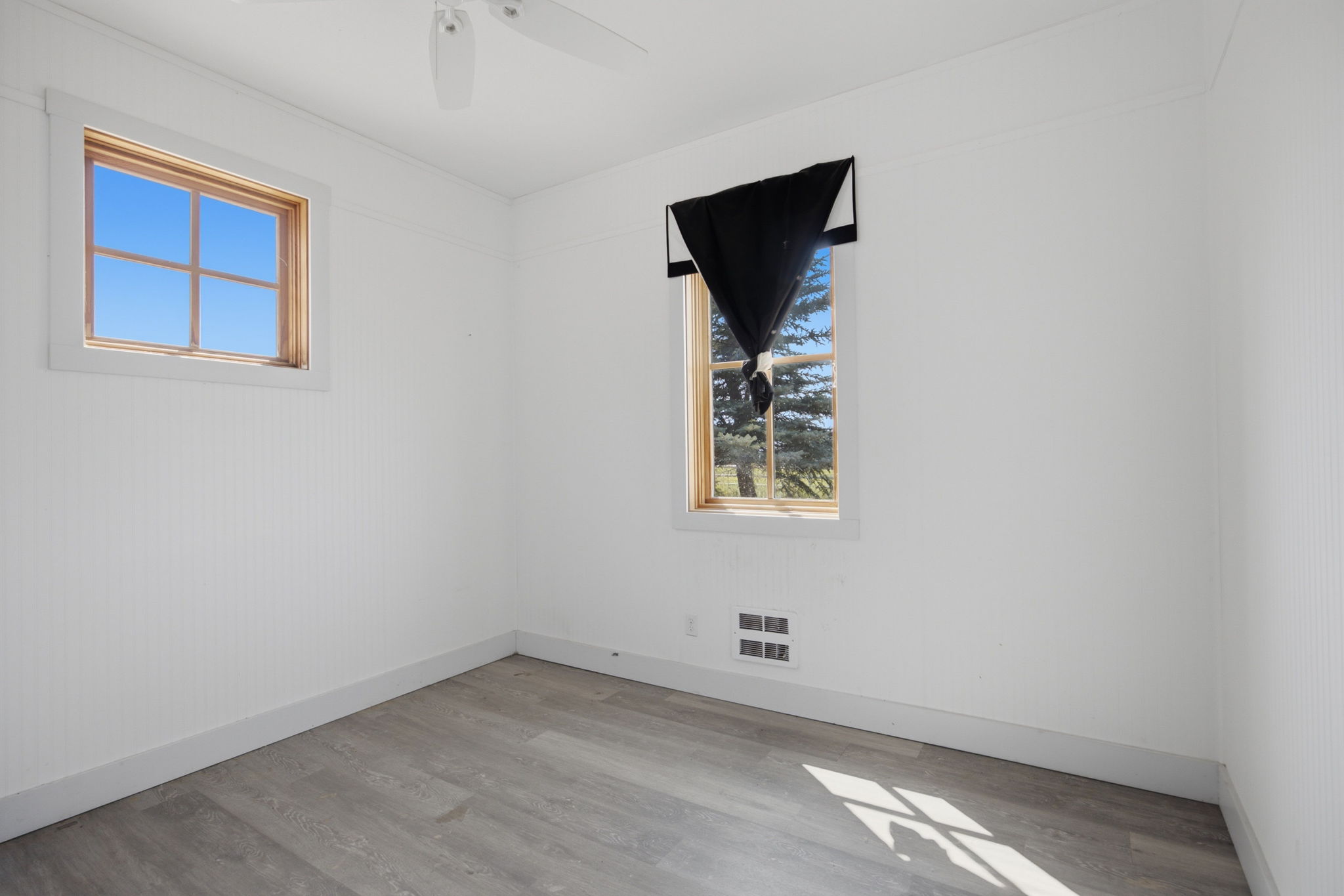 500 Lovers Lane Property Photo 41