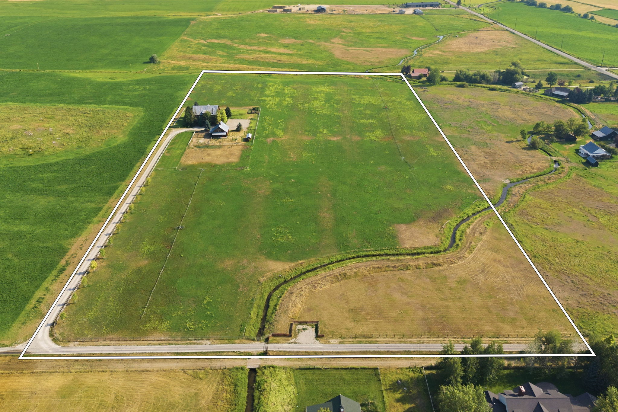 500 Lovers Lane Property Photo 49